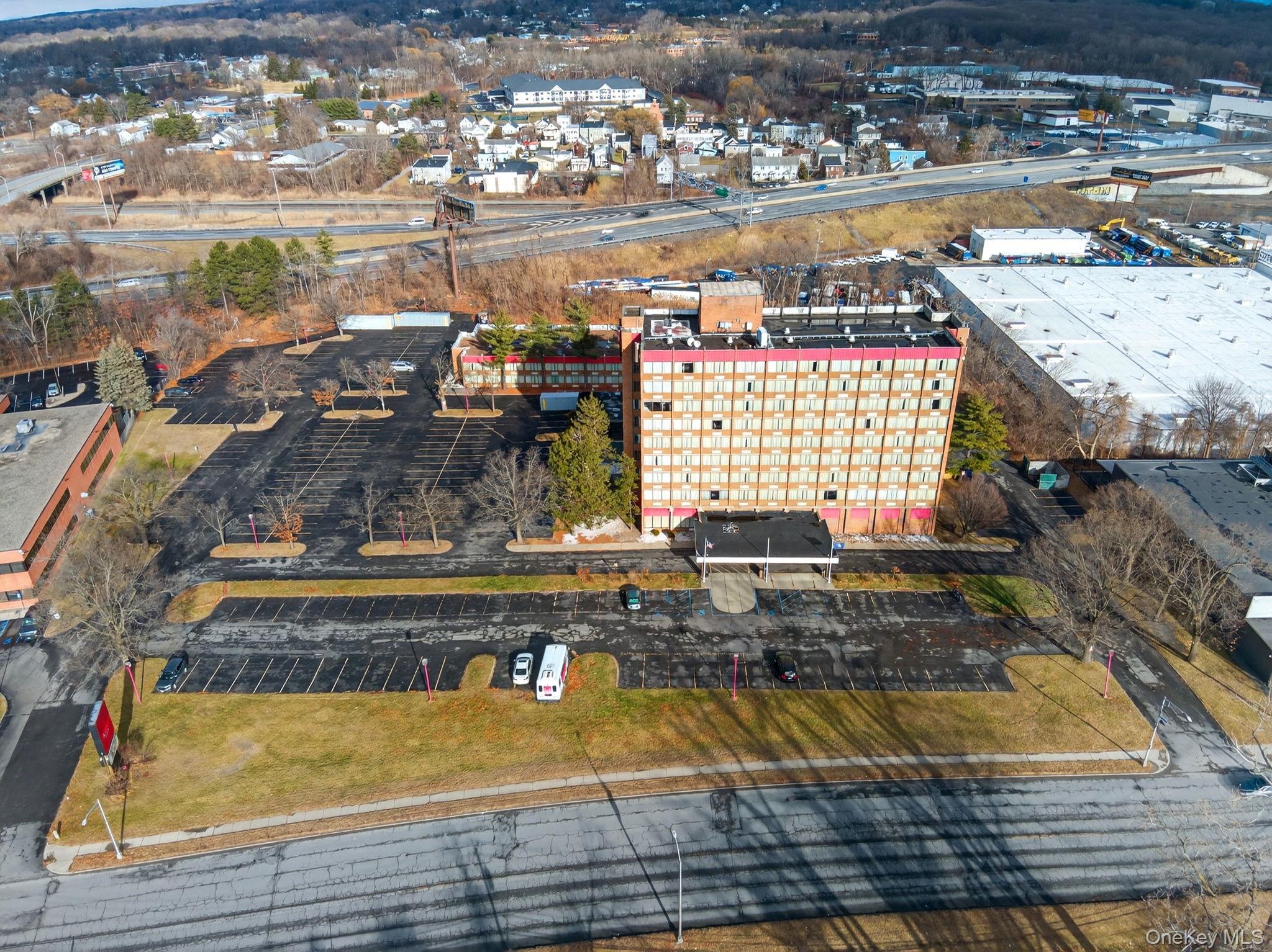 3 Watervliet Ave Ext, Colonie, NY 12206