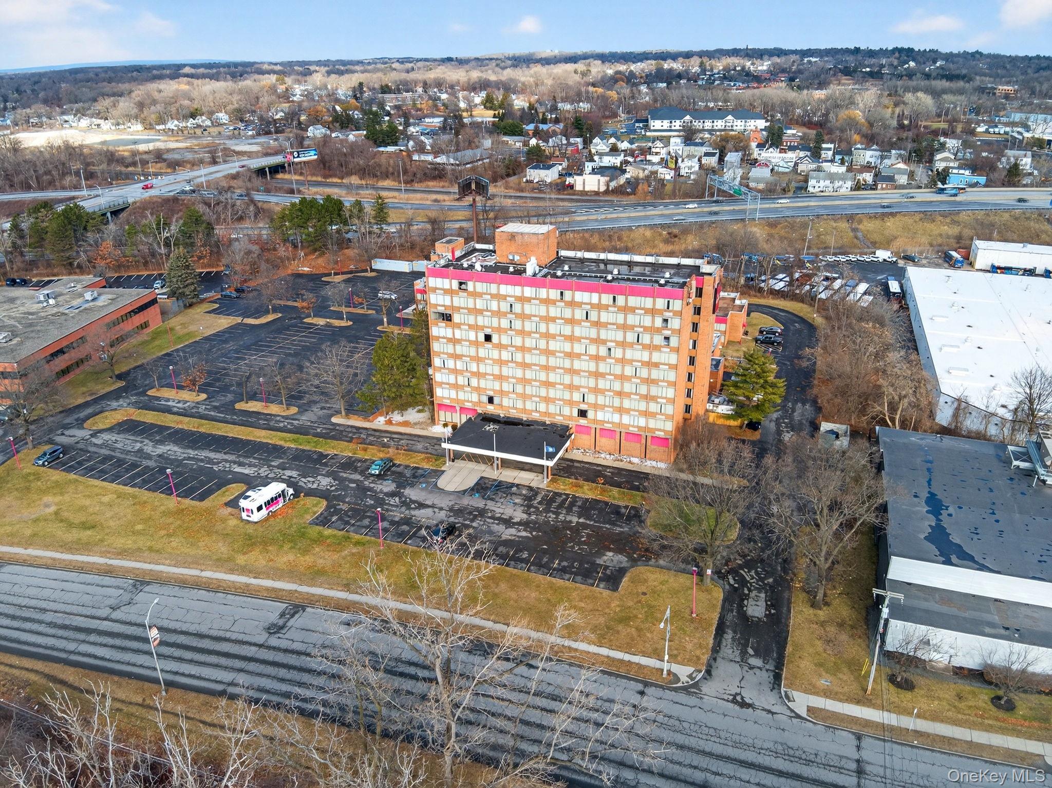 3 Watervliet Ave Ext, Colonie, NY 12206