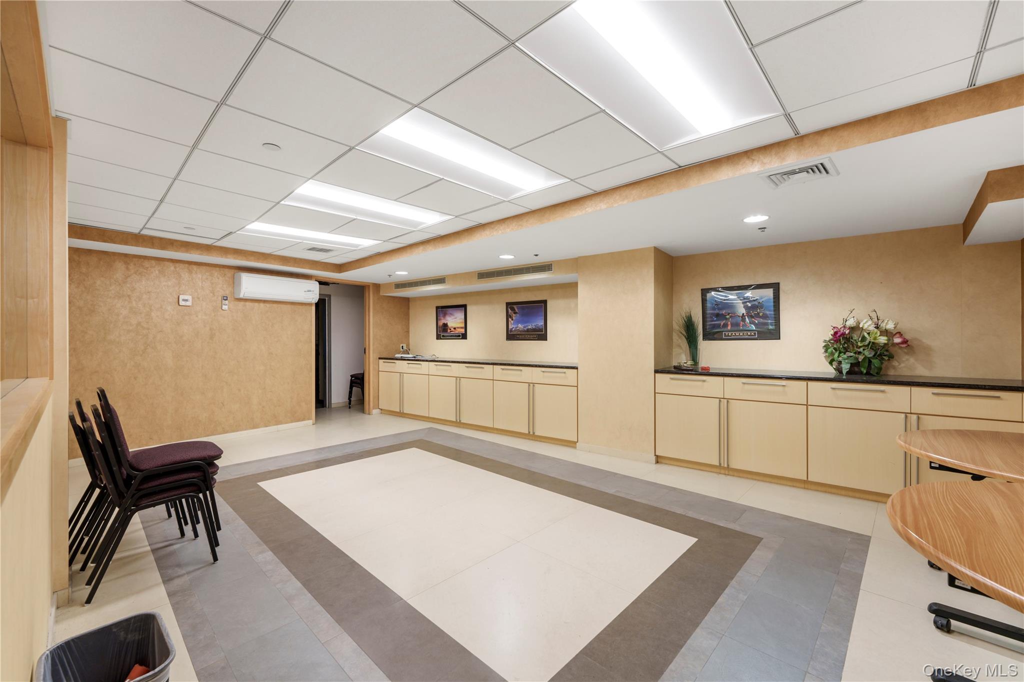 41-60 Main Street # 311, Flushing, NY 11355