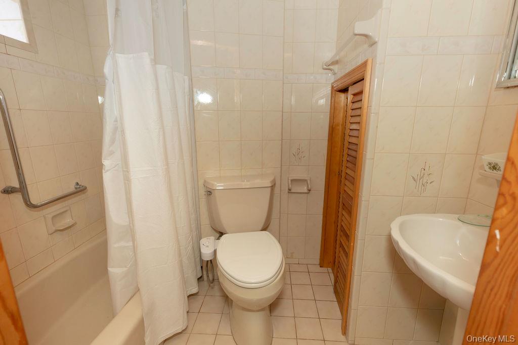 158 Reville Street, Bronx, NY 10464