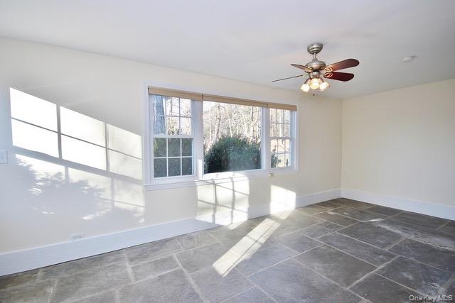 16 Upland Lane, Armonk, NY 10504