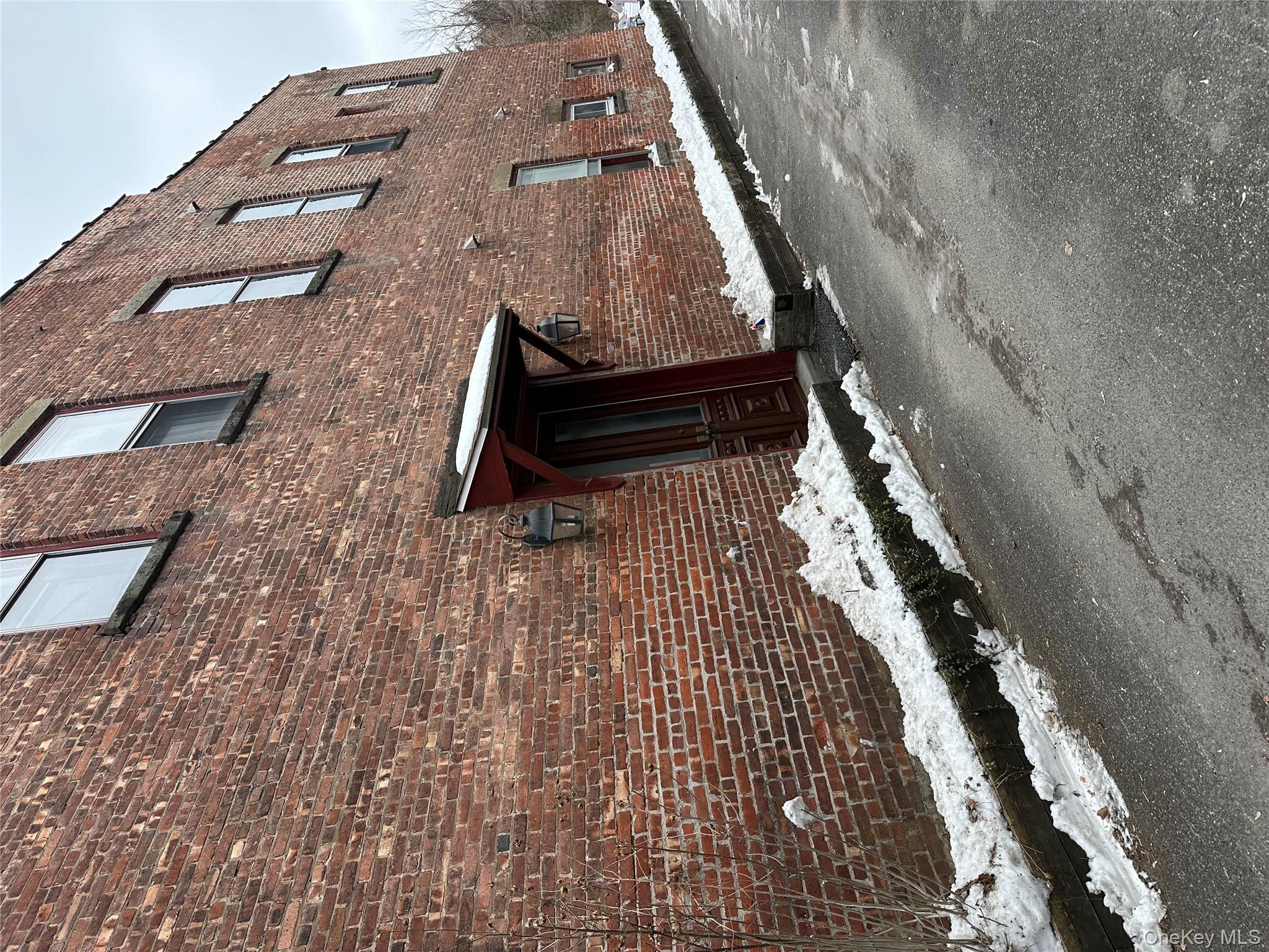 165 Ulster Avenue # 7, Saugerties, NY 12477