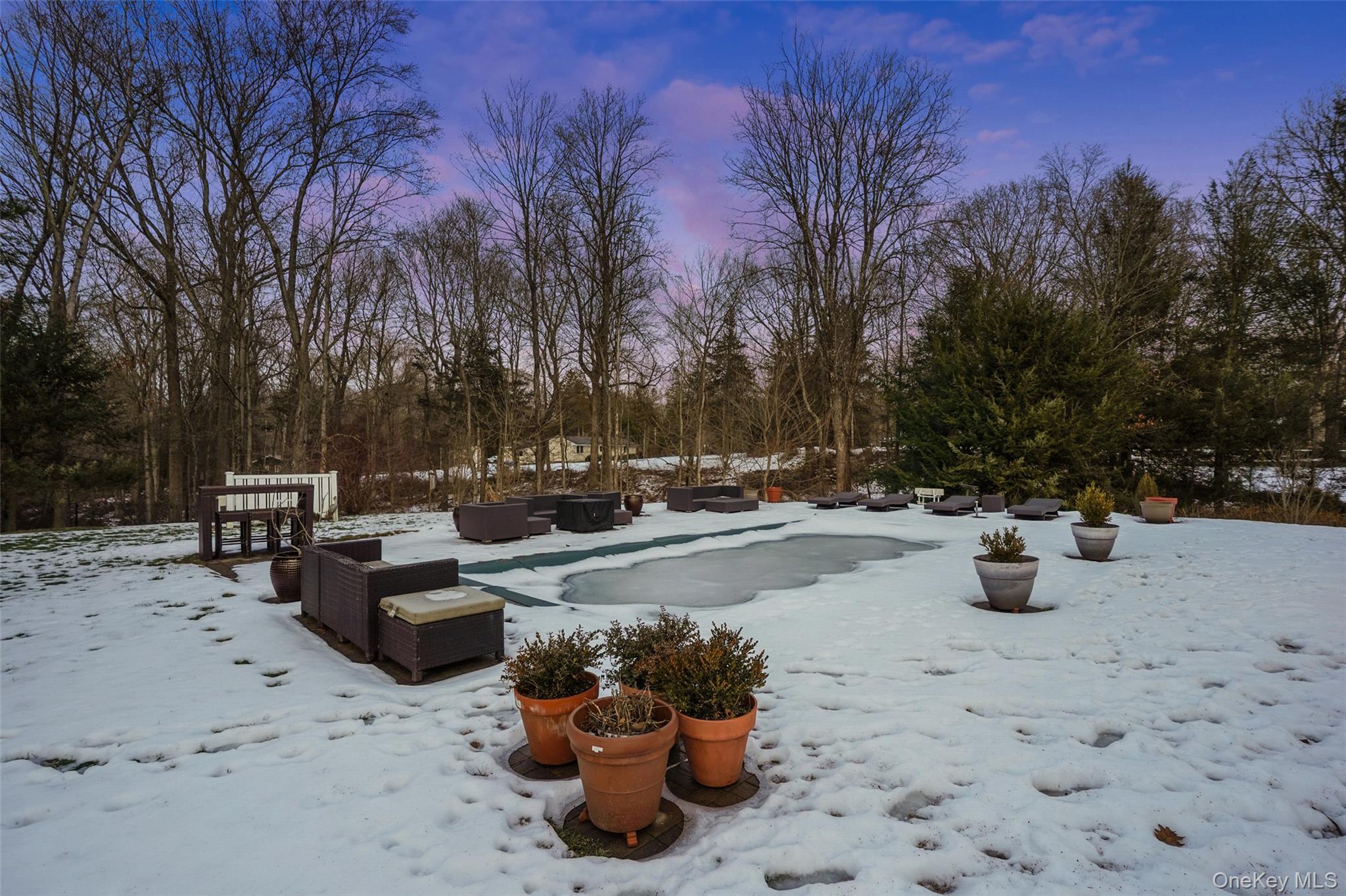 19 Sherwood Road, Pound Ridge, NY 10576