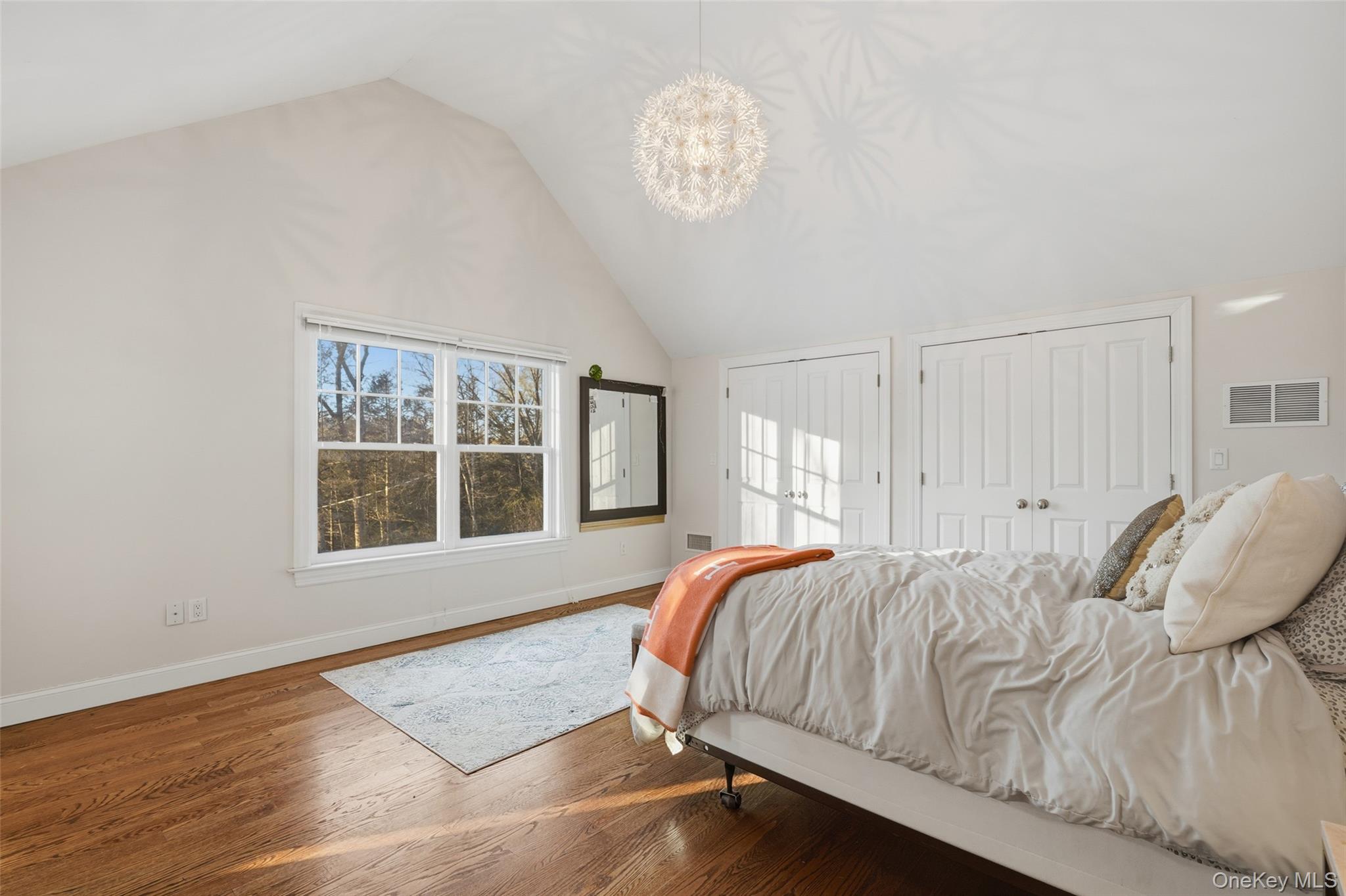 19 Sherwood Road, Pound Ridge, NY 10576