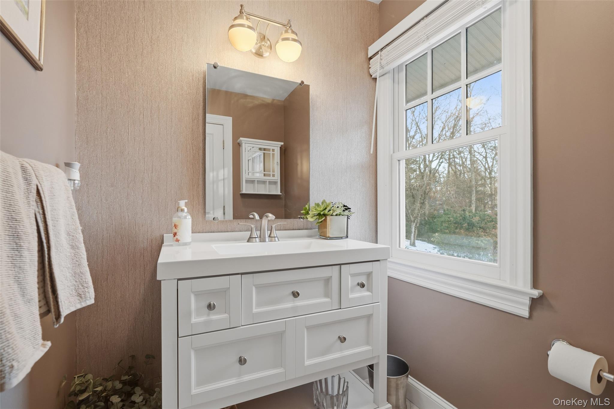 19 Sherwood Road, Pound Ridge, NY 10576