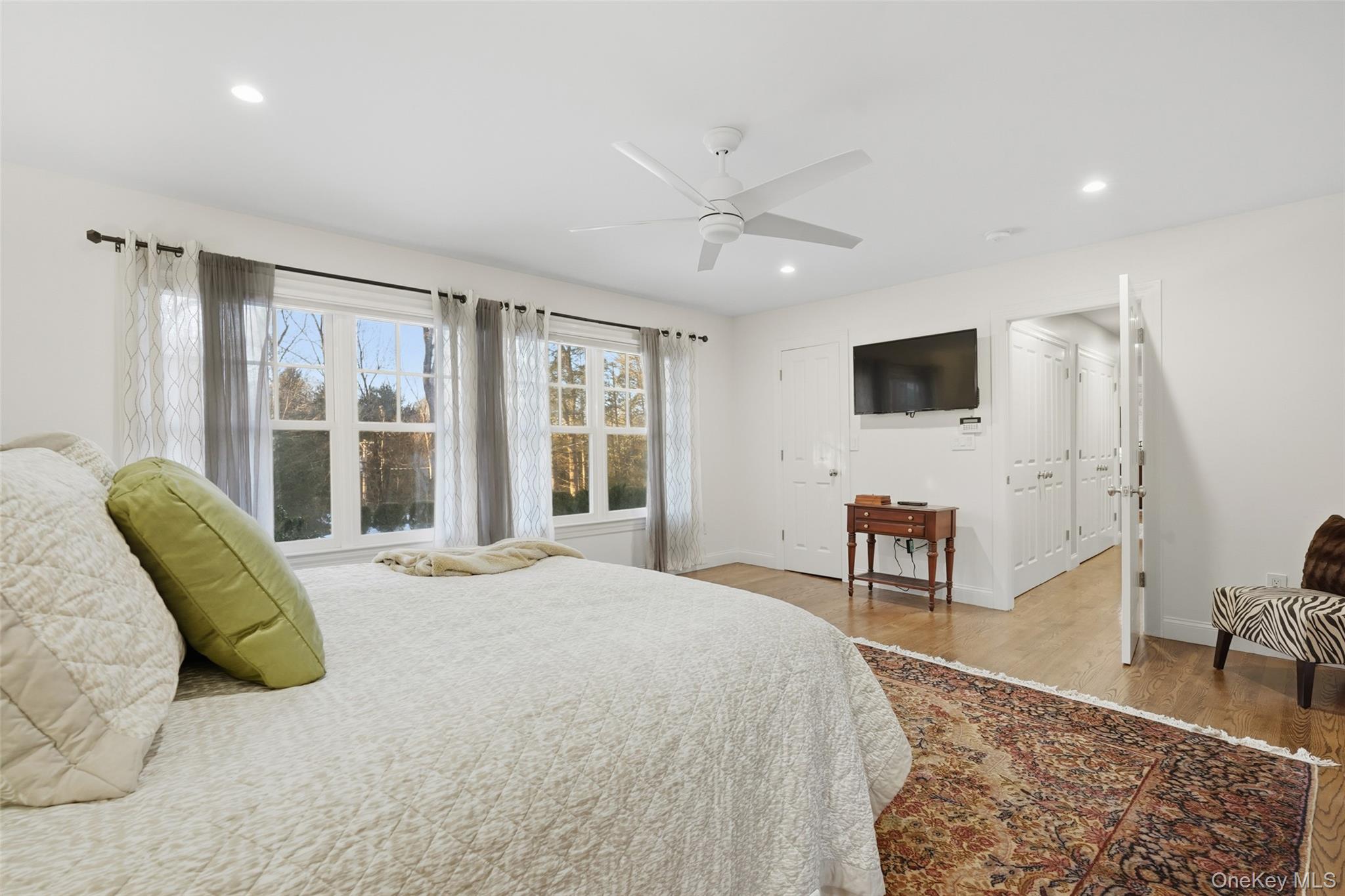 19 Sherwood Road, Pound Ridge, NY 10576