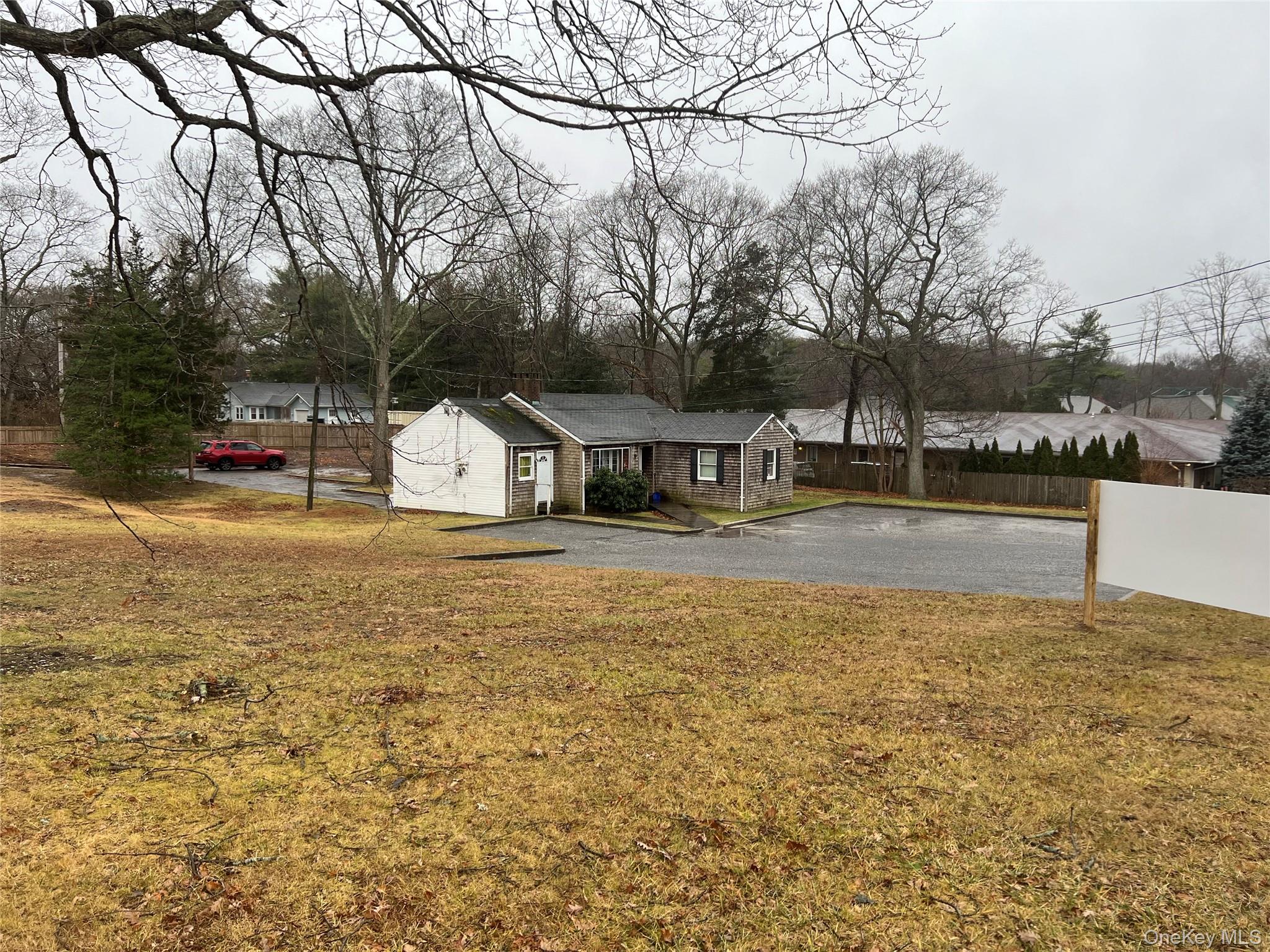 4 New Lane, Selden, NY 11784