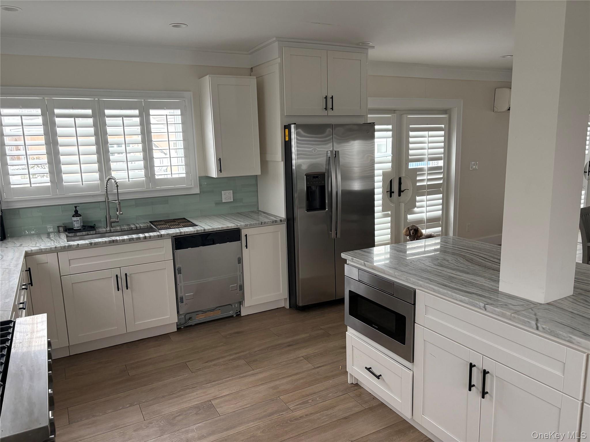 2 Bay 9th Street, West Islip, NY 11795