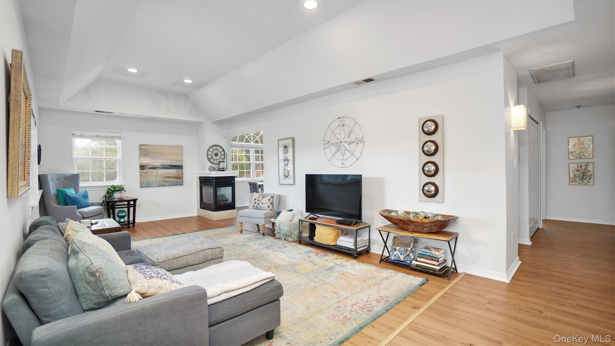 601 Pebble Beach Path, Riverhead, NY 11901