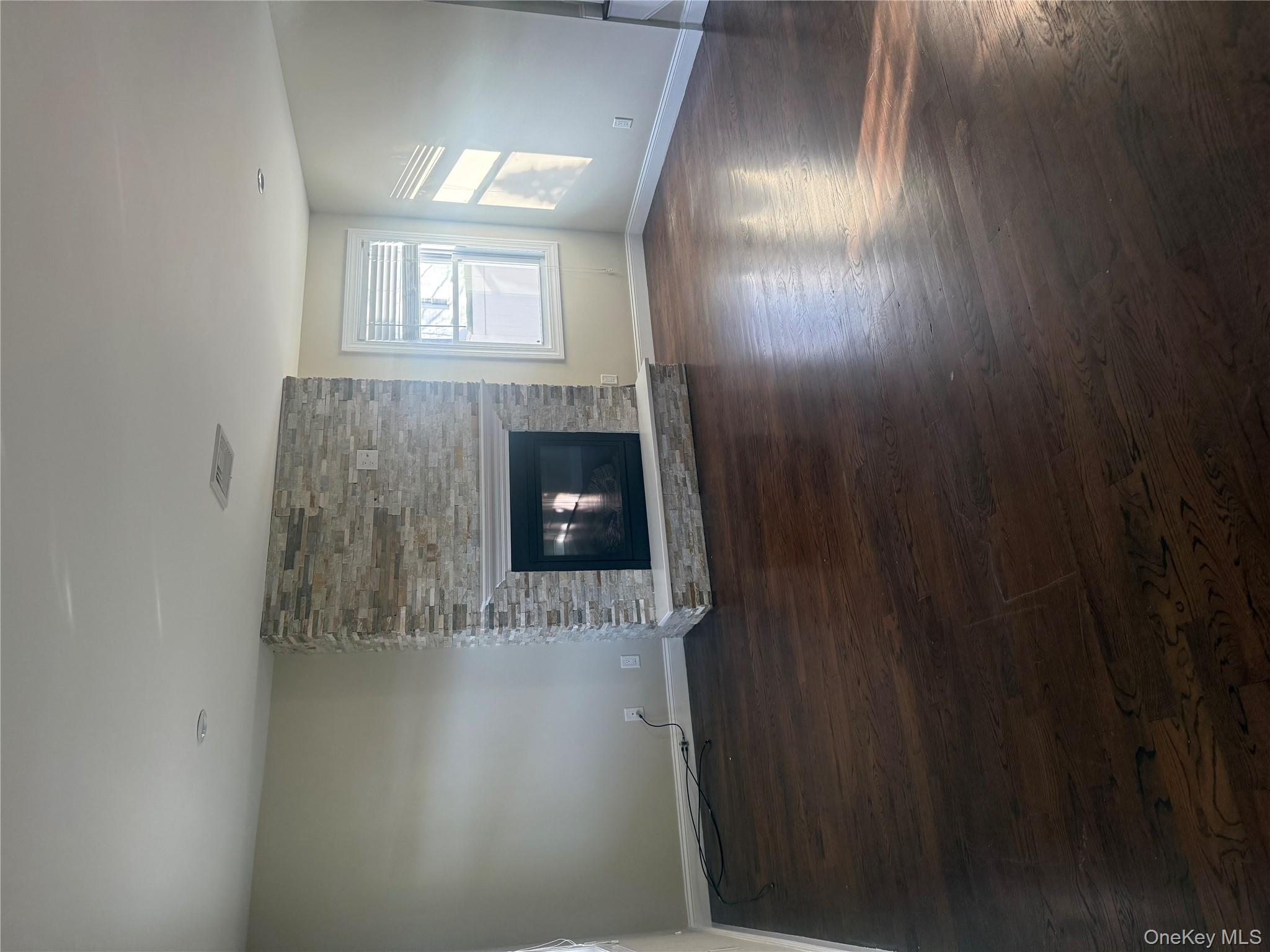 75 Lenox Avenue # A, Westbury, NY 11590