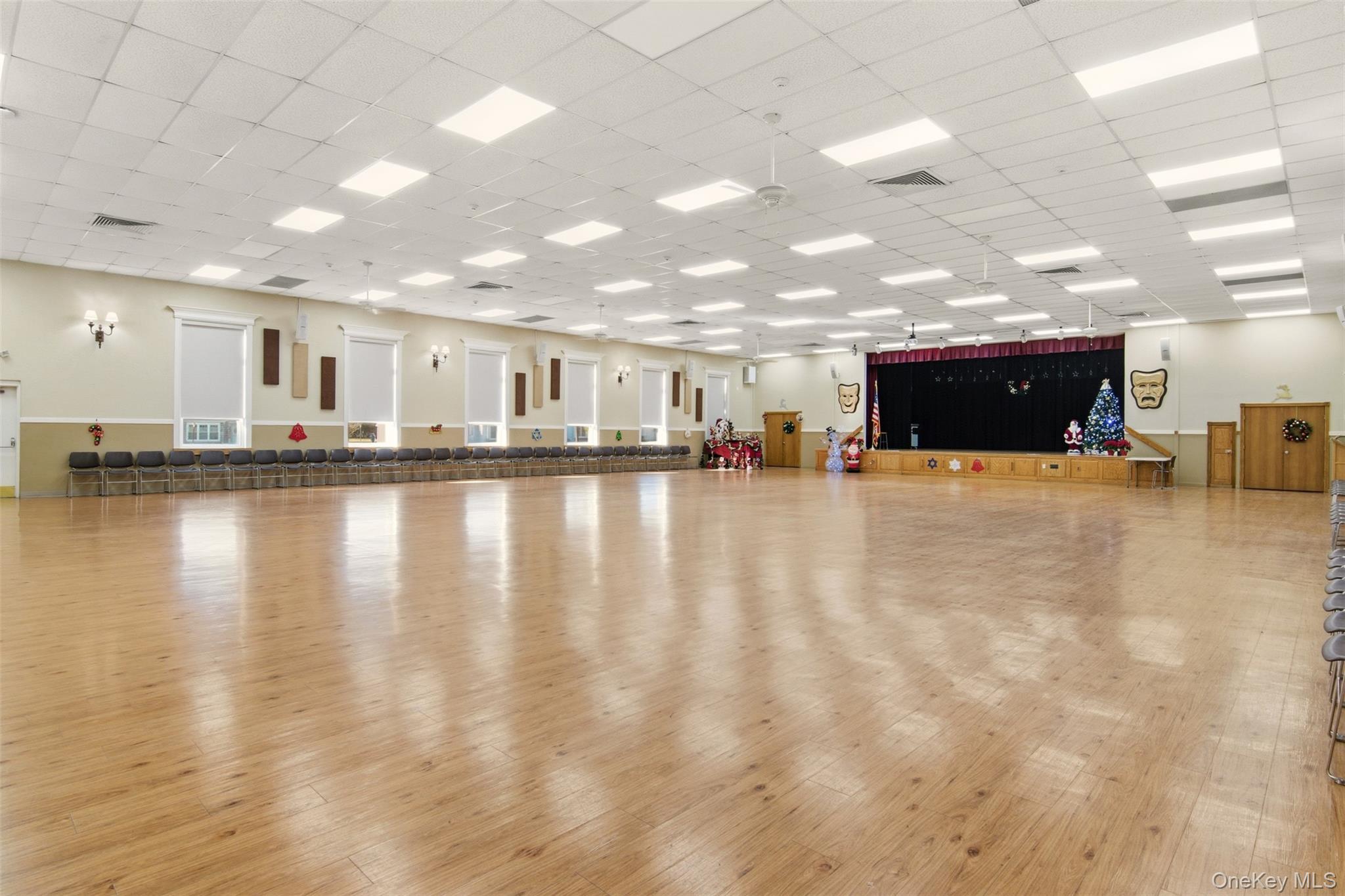 360 Woodbridge Drive # A, Ridge, NY 11961