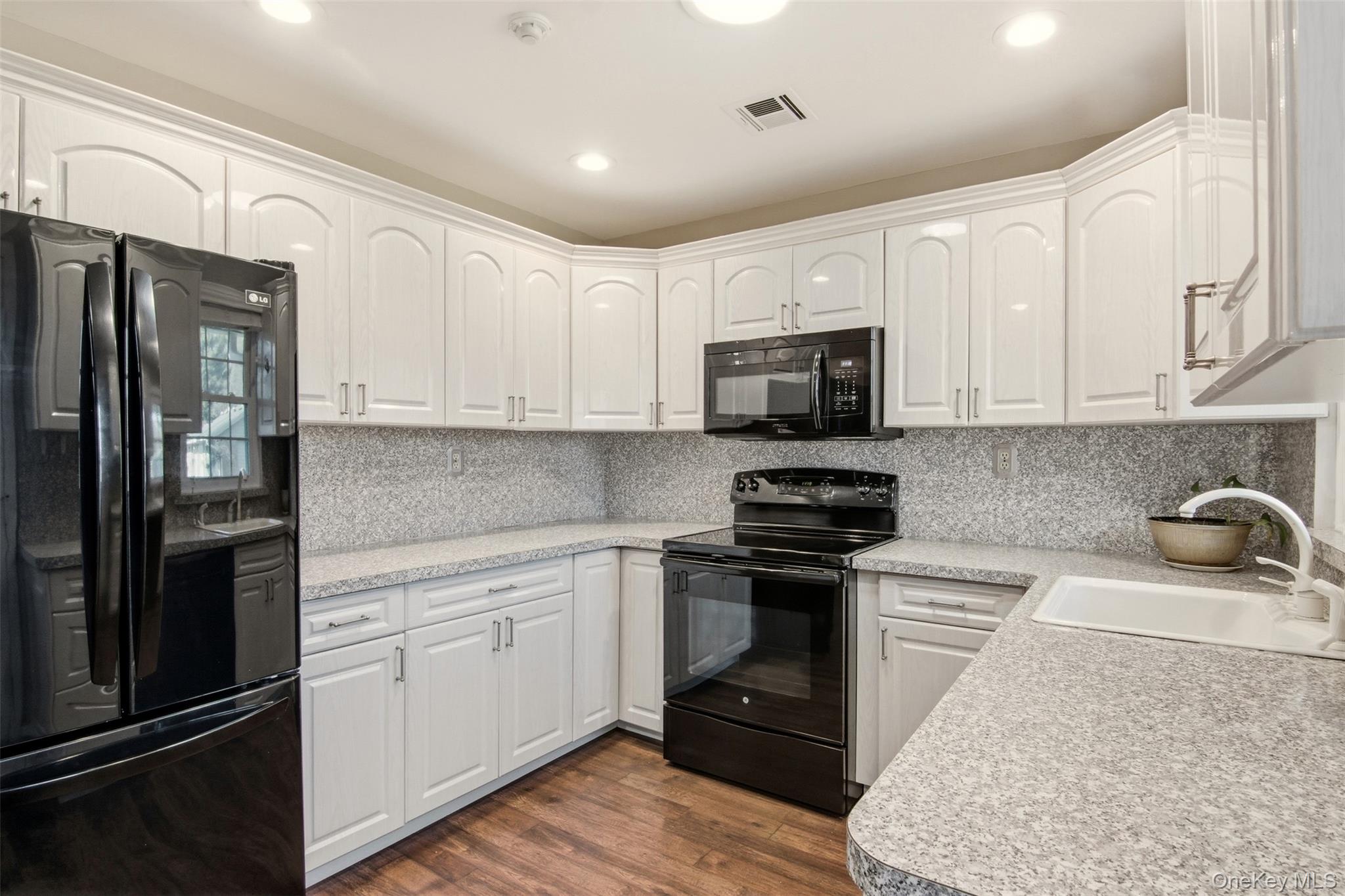 360 Woodbridge Drive # A, Ridge, NY 11961