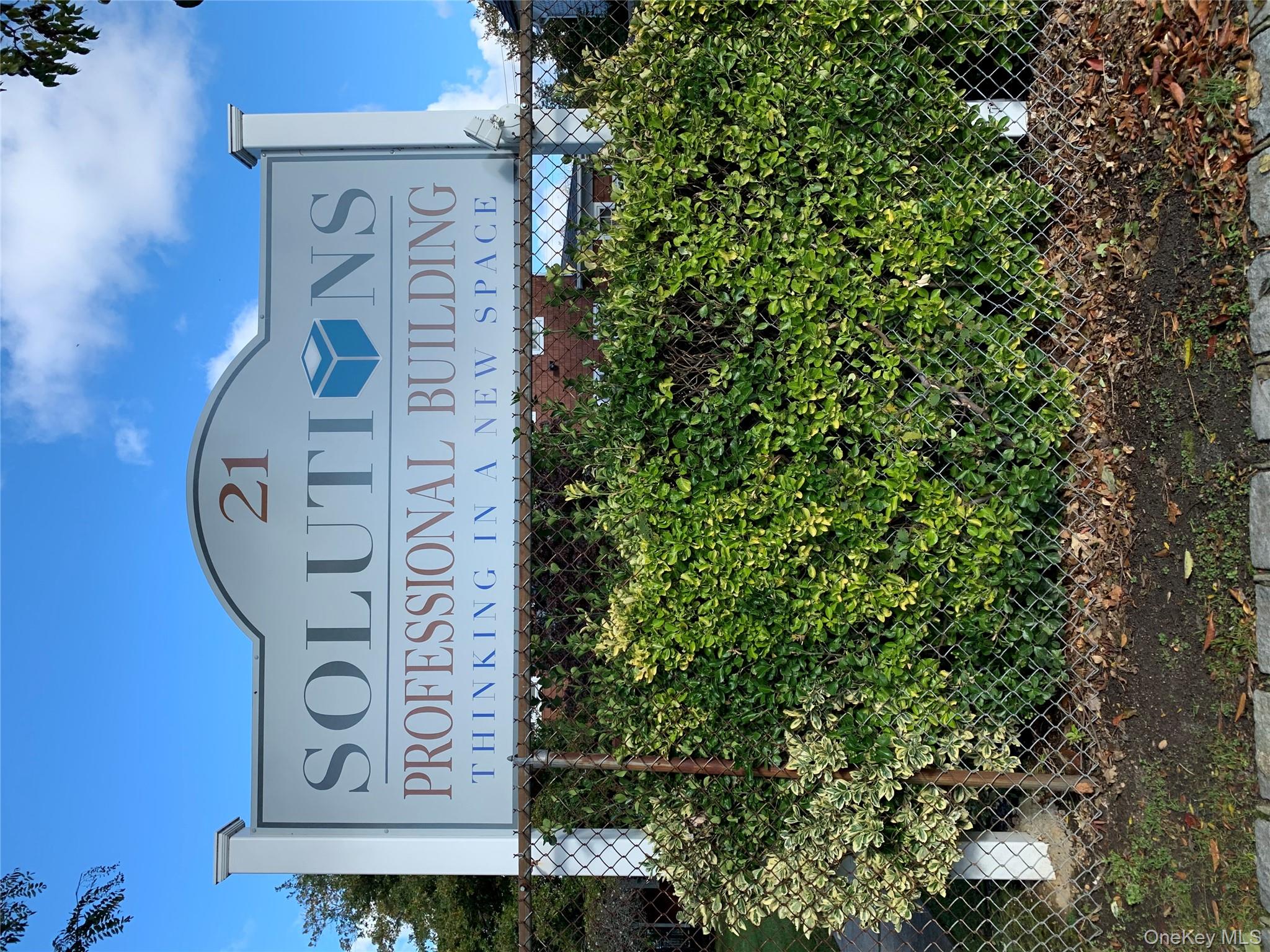 21 E 2nd Street, Riverhead, NY 11901