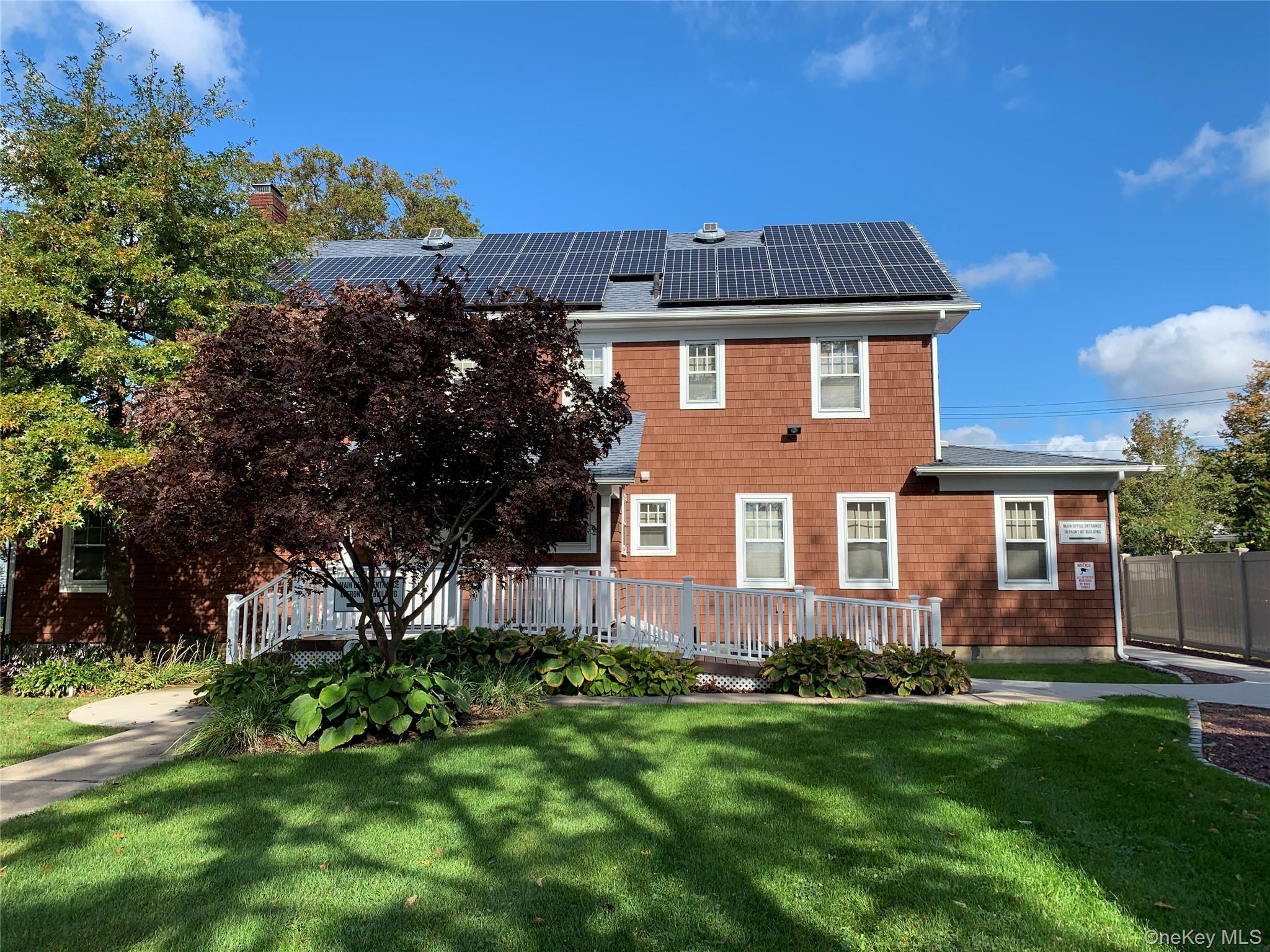 21 E 2nd Street, Riverhead, NY 11901