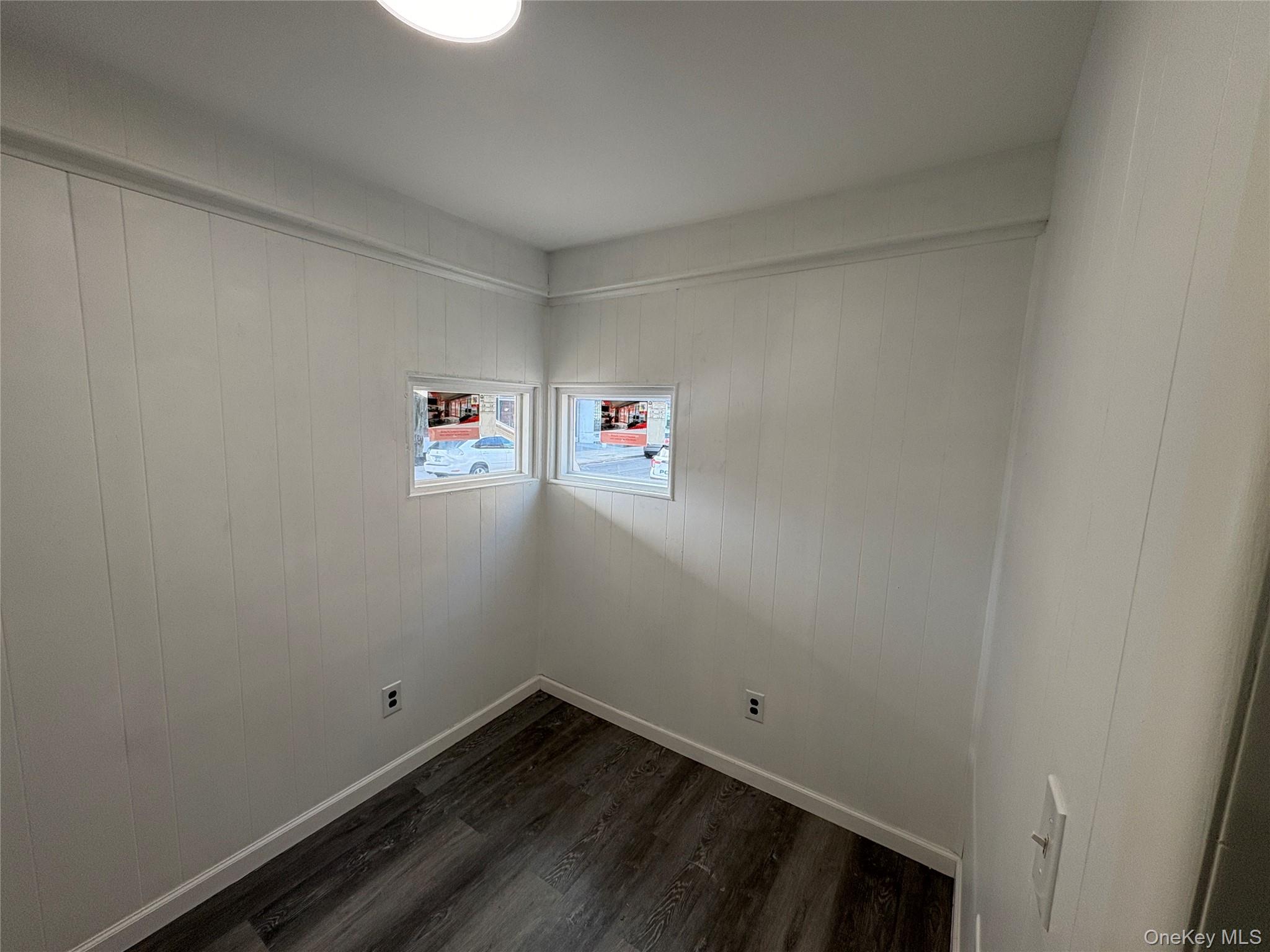 27 W Hawthorne Avenue, Valley Stream, NY 11580