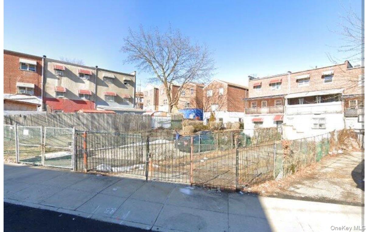 1717 Sexton Place, Bronx, NY 10469