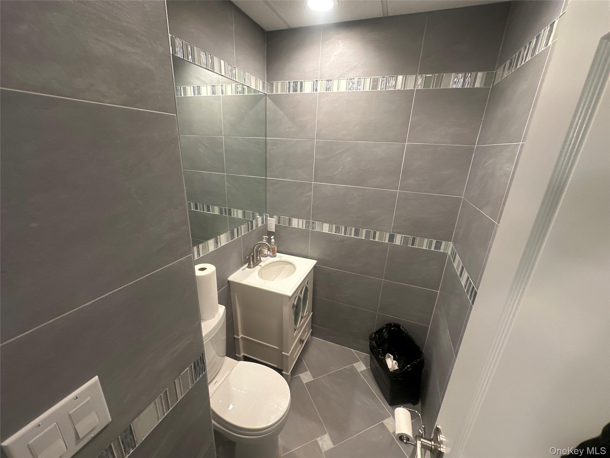 135 Rockaway, Lawrence, NY 11559