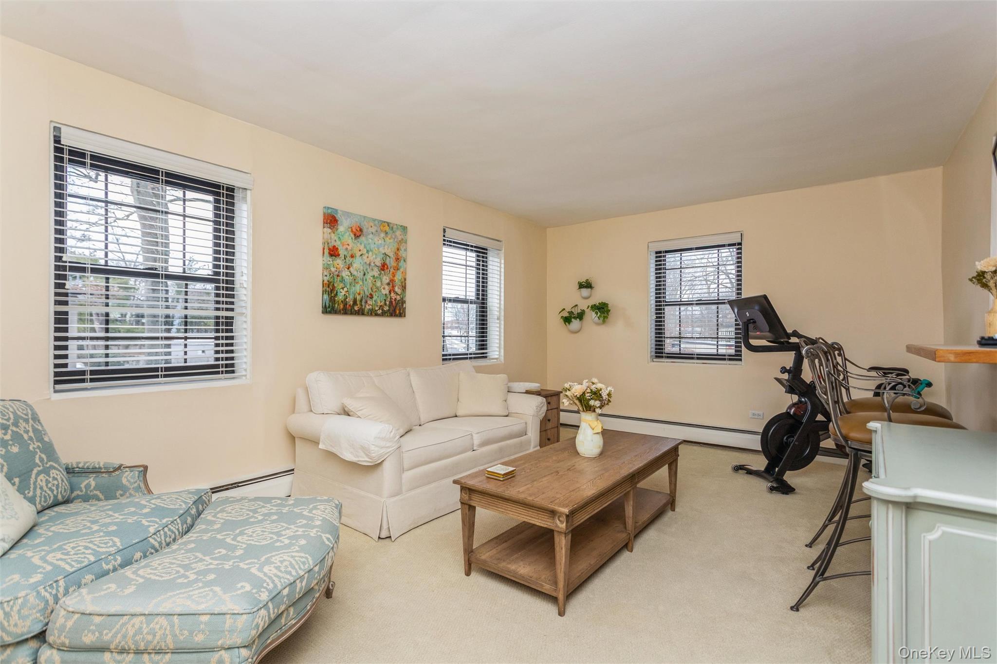 61 Manchester # A-21, Eastchester, NY 10709