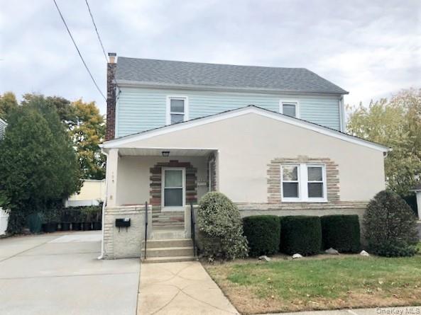 105 Burtis Street # 1, Lynbrook, NY 11563