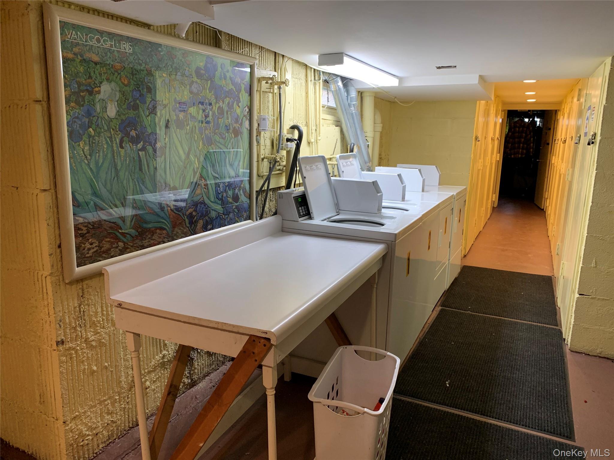 51 Smith Street # B5, Merrick, NY 11566