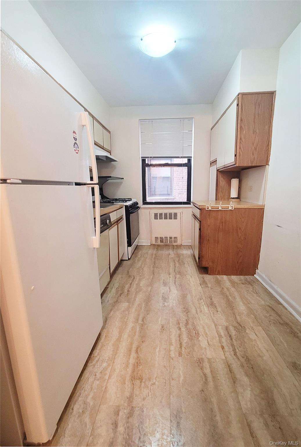 99-63 66Ave # C5, Rego Park, NY 11374