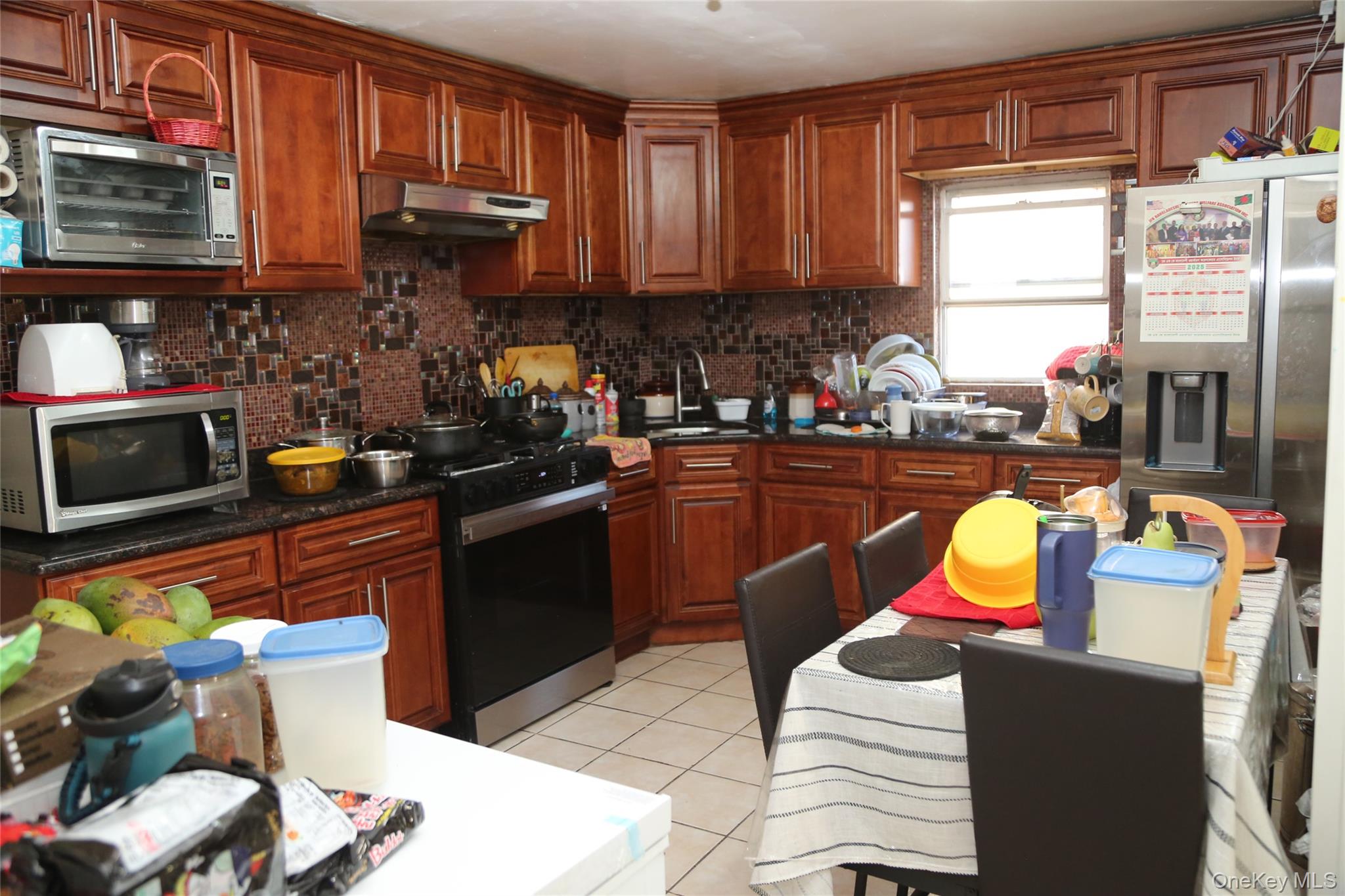 35 50 75th ST 6D # 6D, Flushing, NY 11372