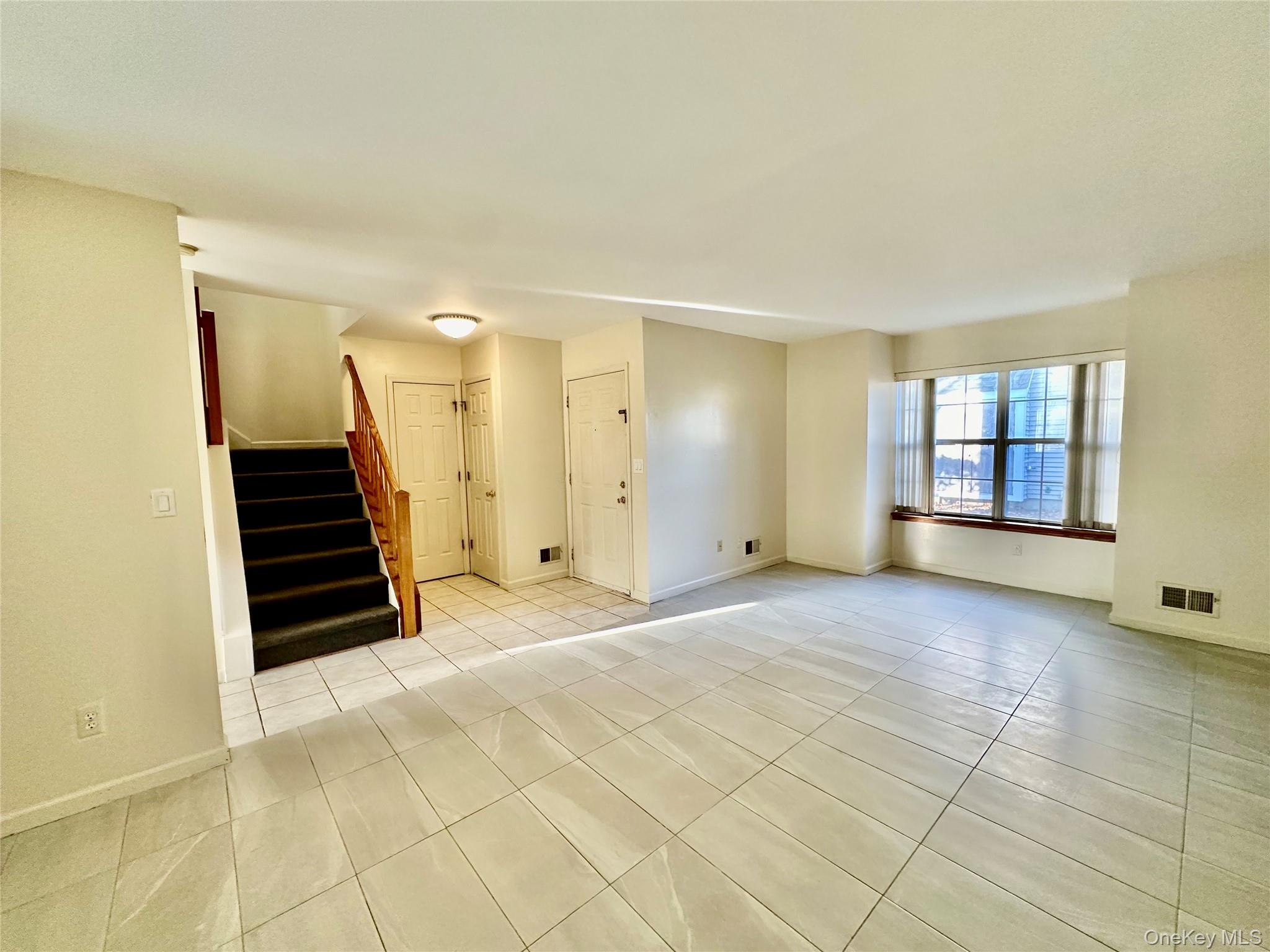 66 Creekside Circle, Spring Valley, NY 10977