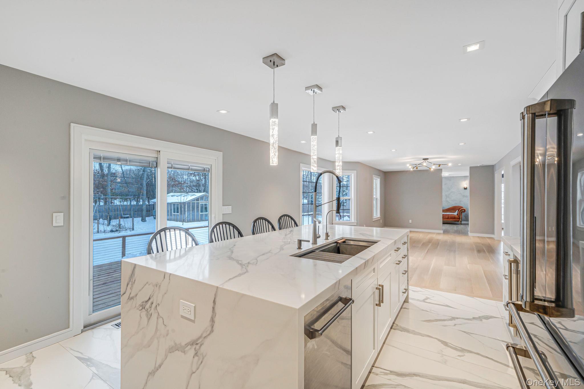 7 Sander Court, Middle Island, NY 11953