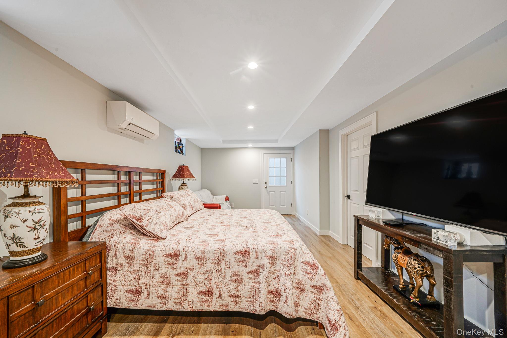 7 Sander Court, Middle Island, NY 11953