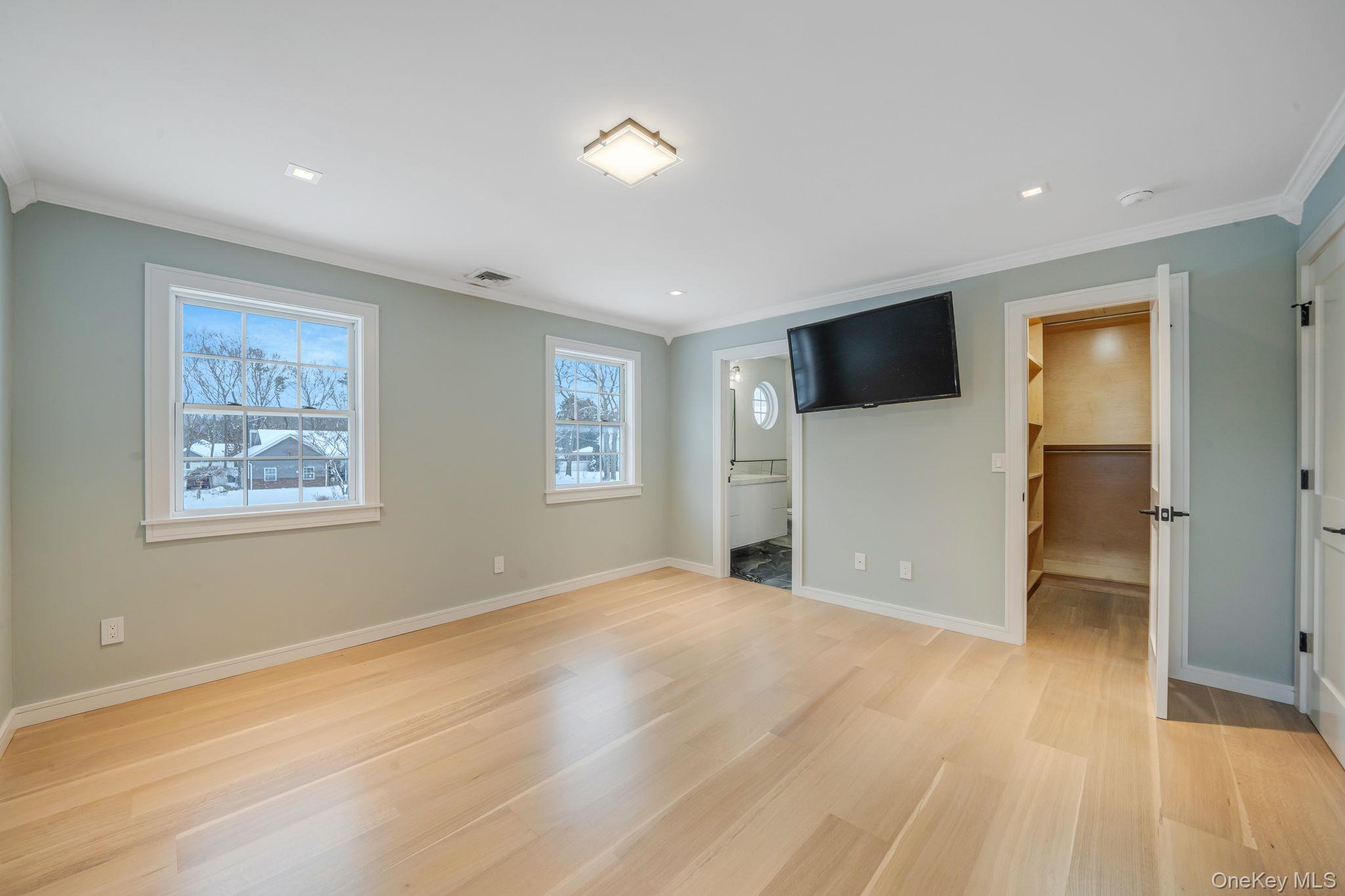 7 Sander Court, Middle Island, NY 11953