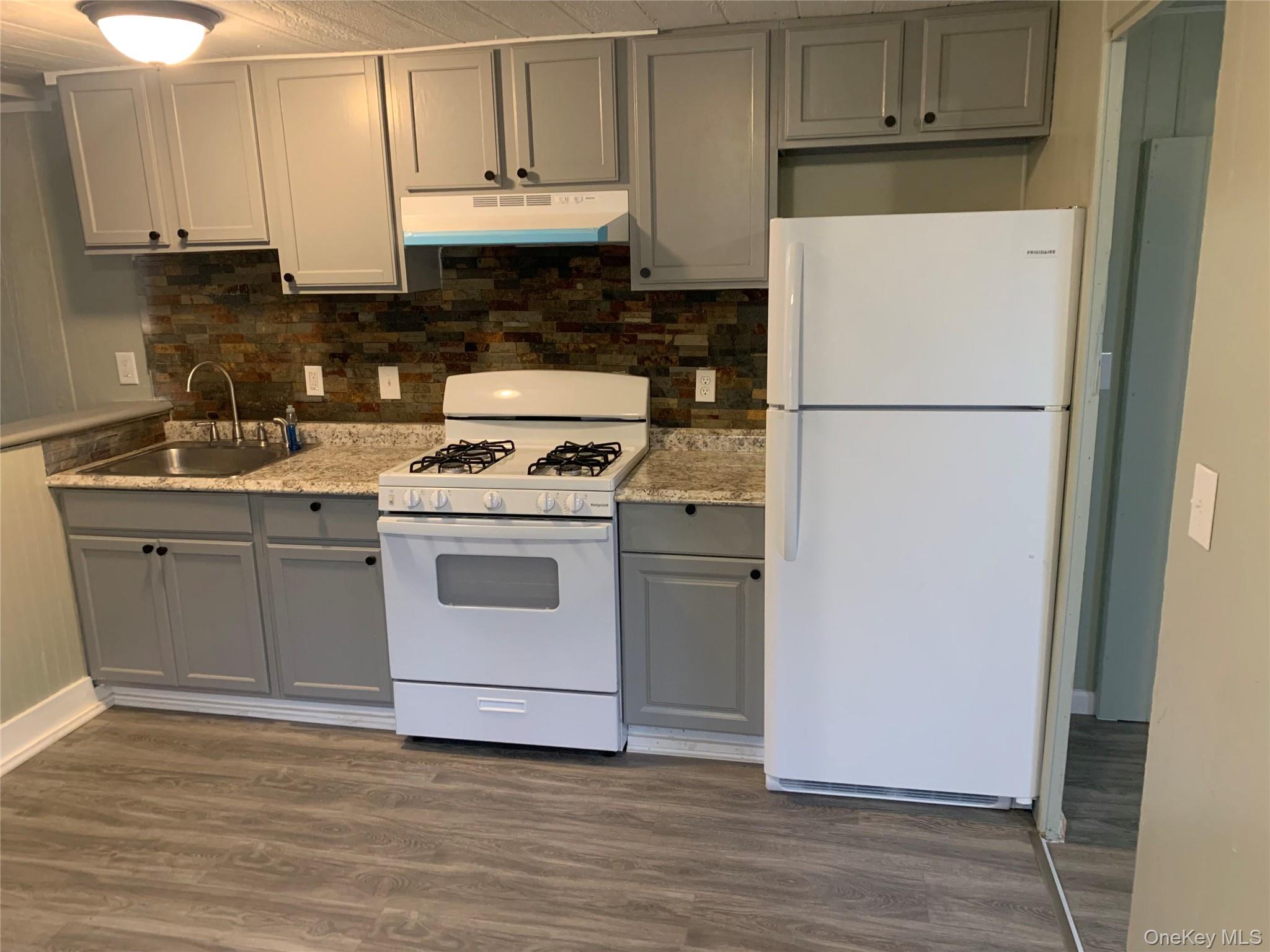 112 Jefferson Heights # 16, Catskill, NY 12414