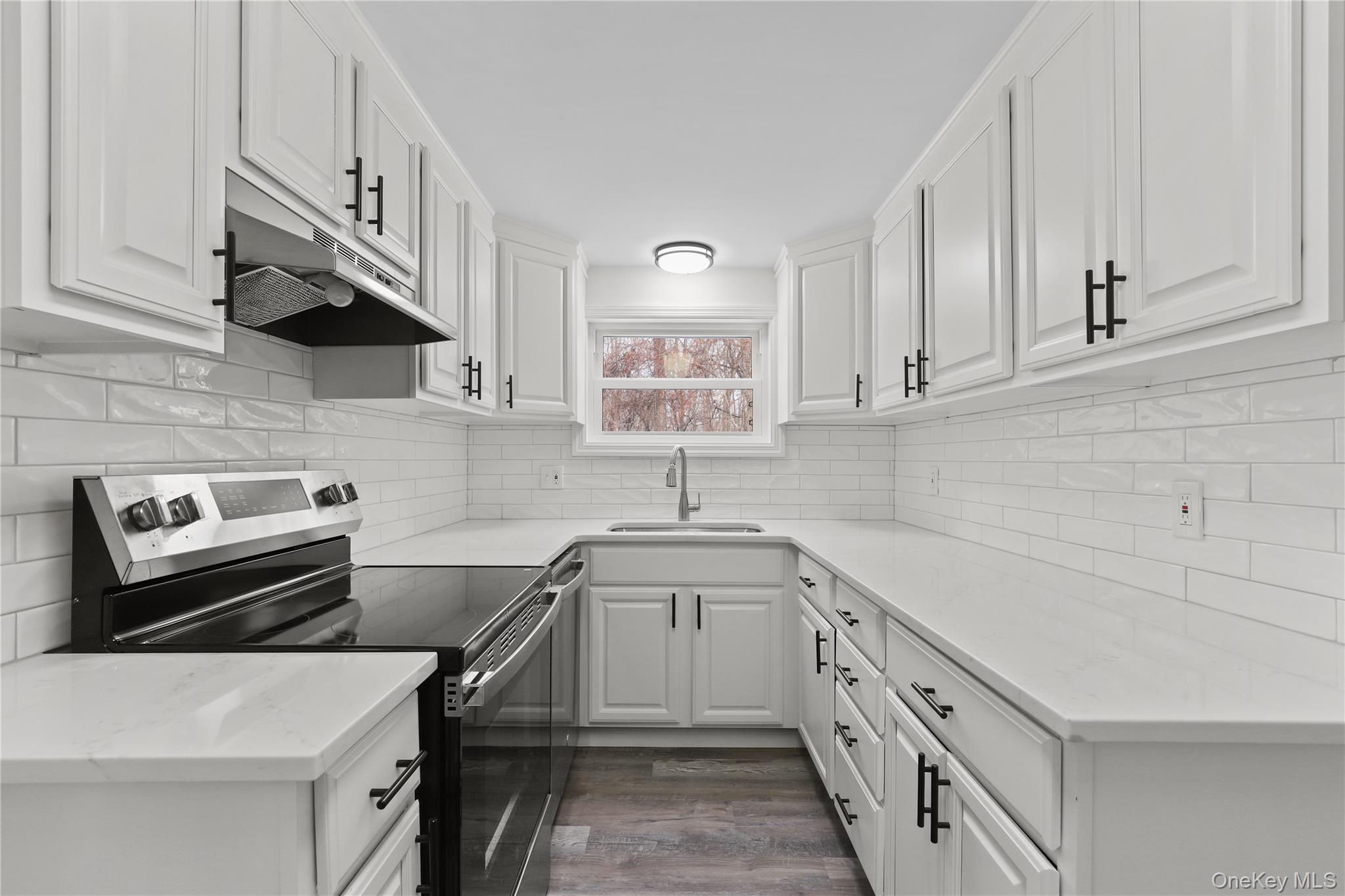 28 Quaker Road, Carmel, NY 10512