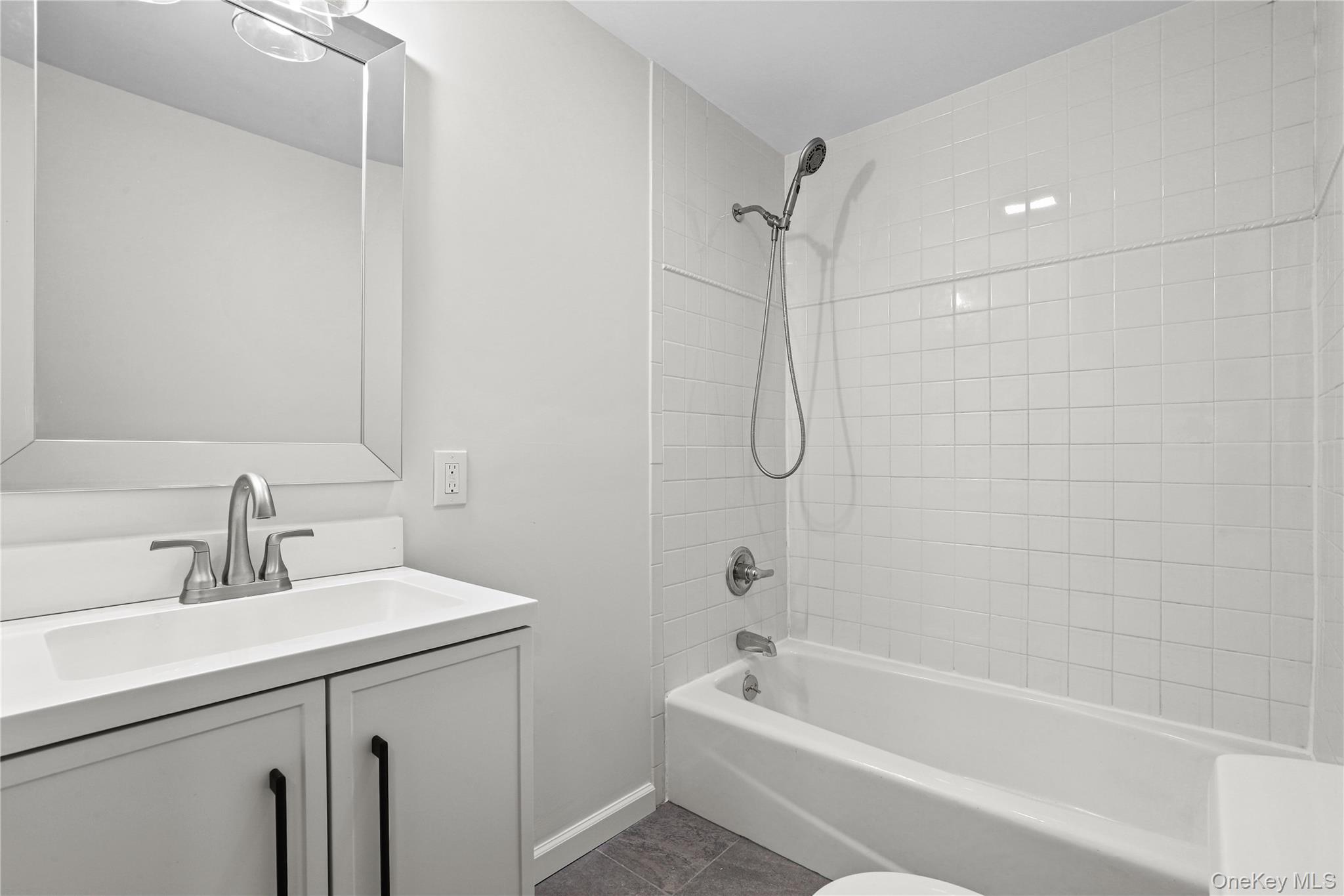 28 Quaker Road, Carmel, NY 10512