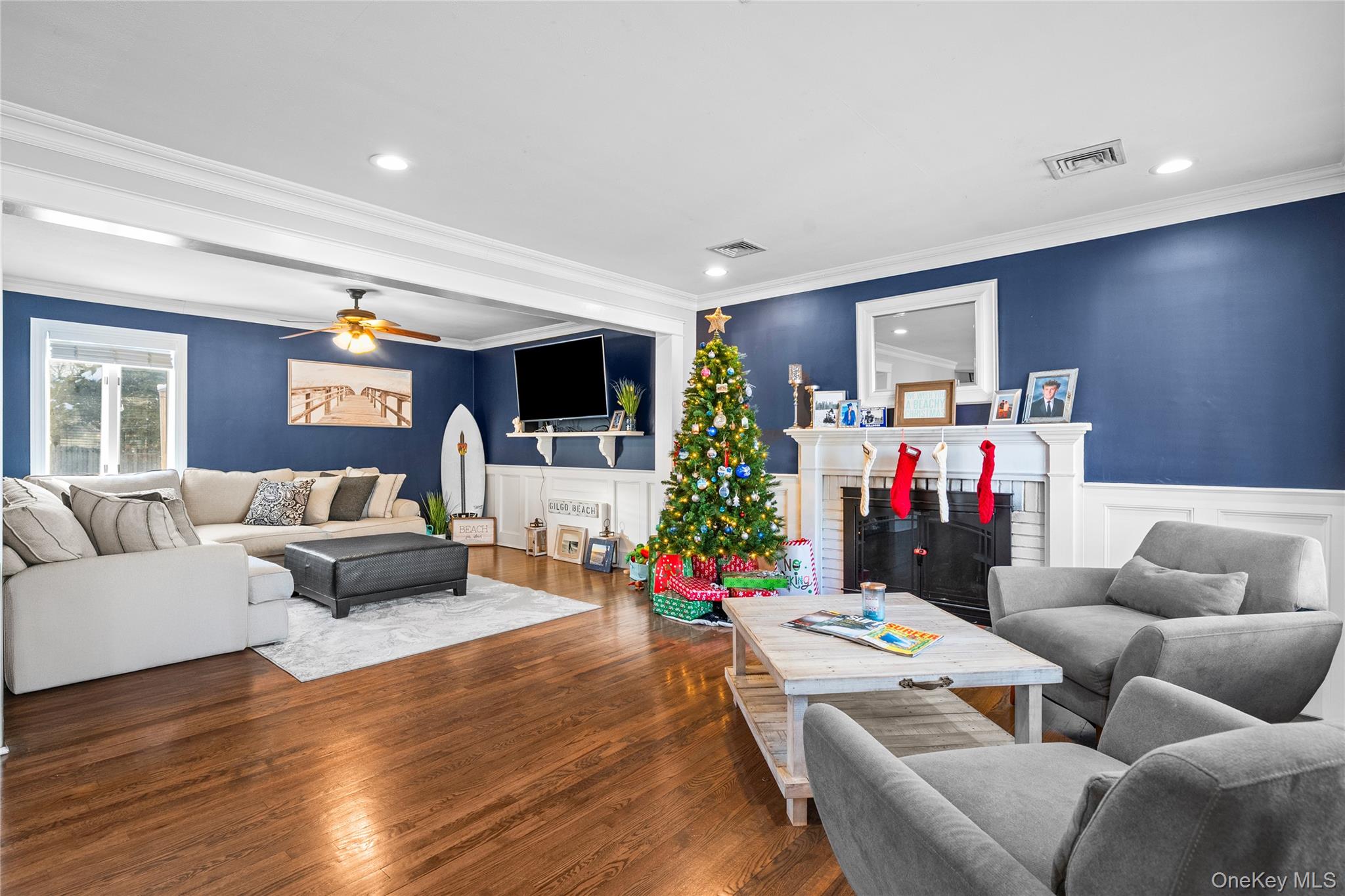 60 Pickwick Lane, North Babylon, NY 11703