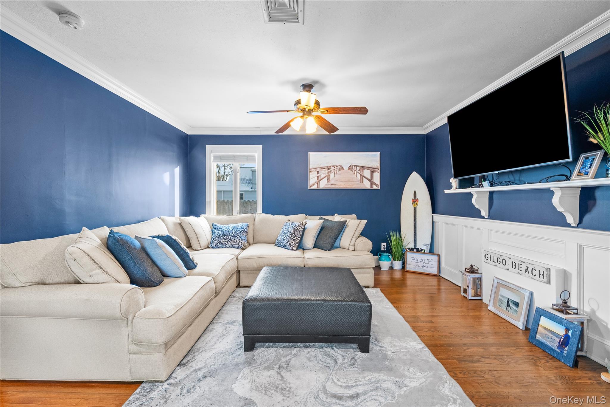 60 Pickwick Lane, North Babylon, NY 11703