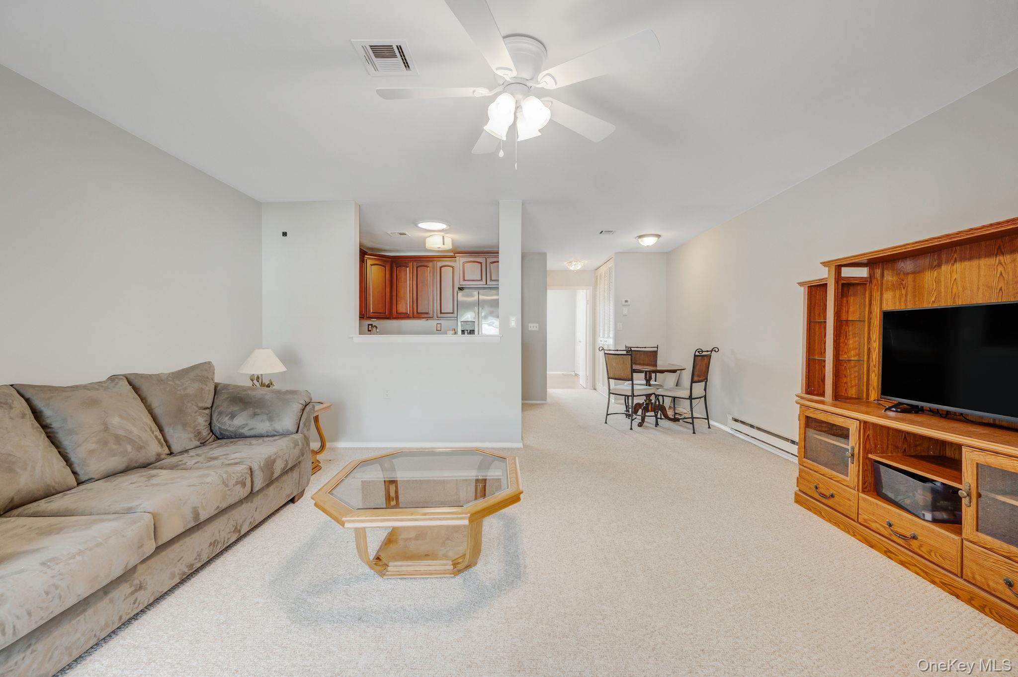 423 Woodbridge Drive # B, Ridge, NY 11961