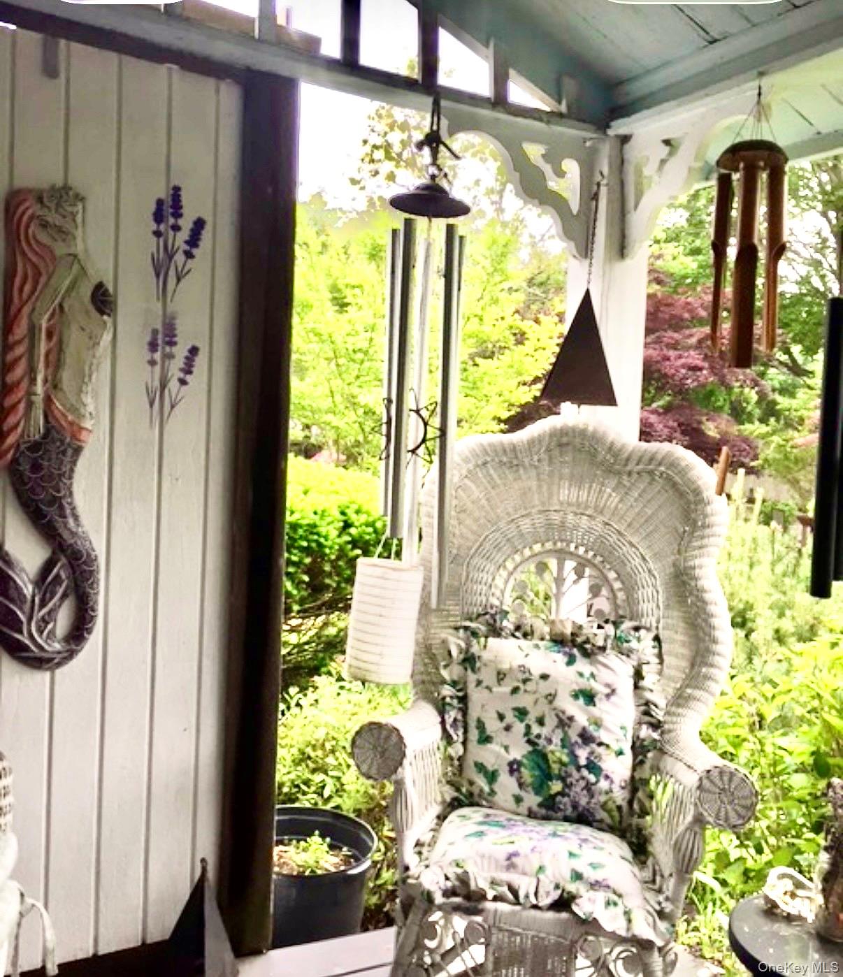 179 G Springville Road, Hampton Bays, NY 11946