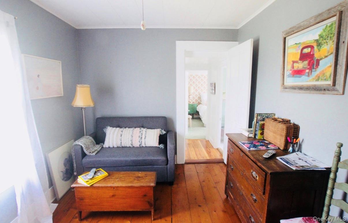 179 G Springville Road, Hampton Bays, NY 11946