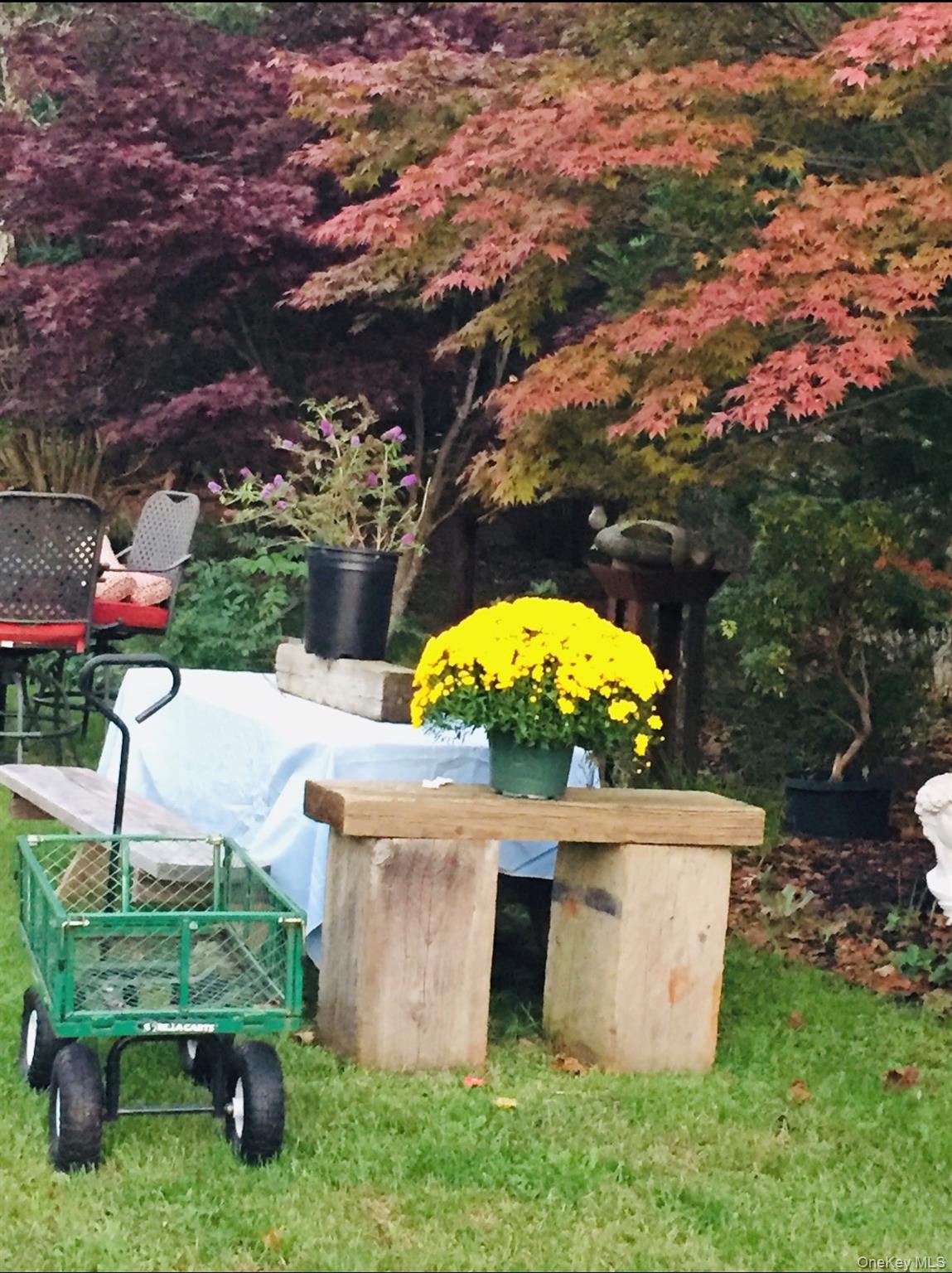 179 G Springville Road, Hampton Bays, NY 11946