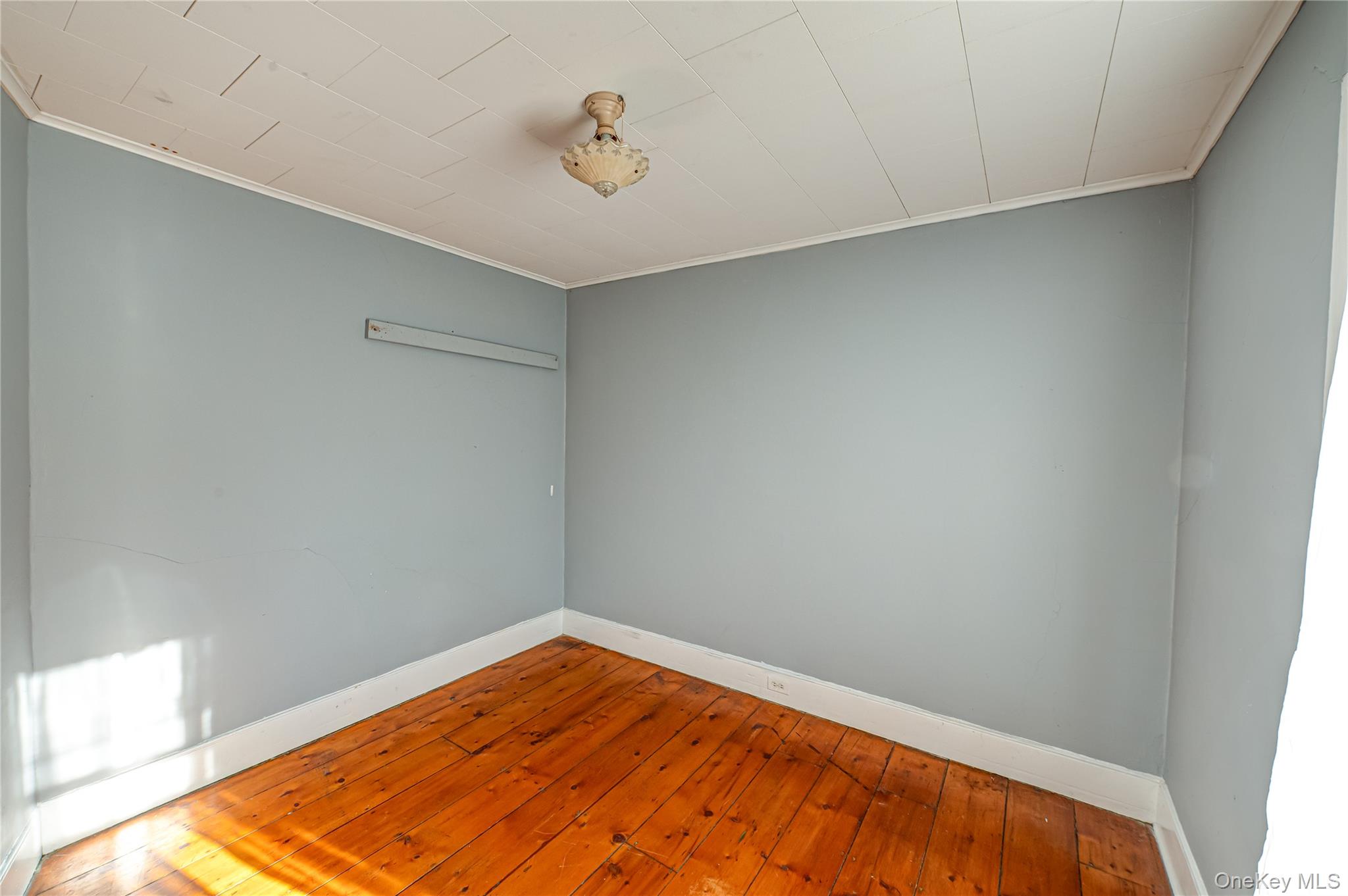 179 G Springville Road, Hampton Bays, NY 11946