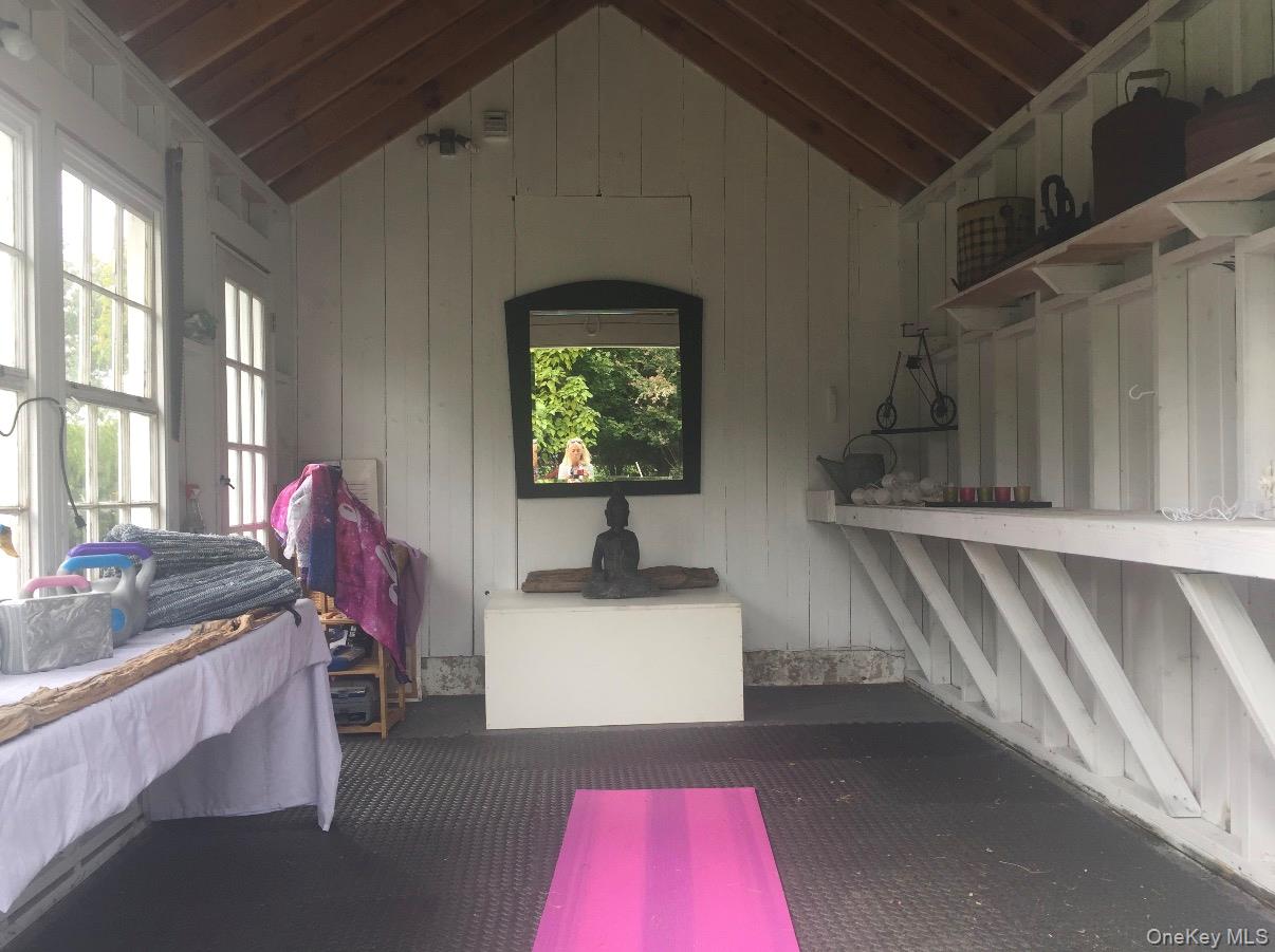 179 G Springville Road, Hampton Bays, NY 11946