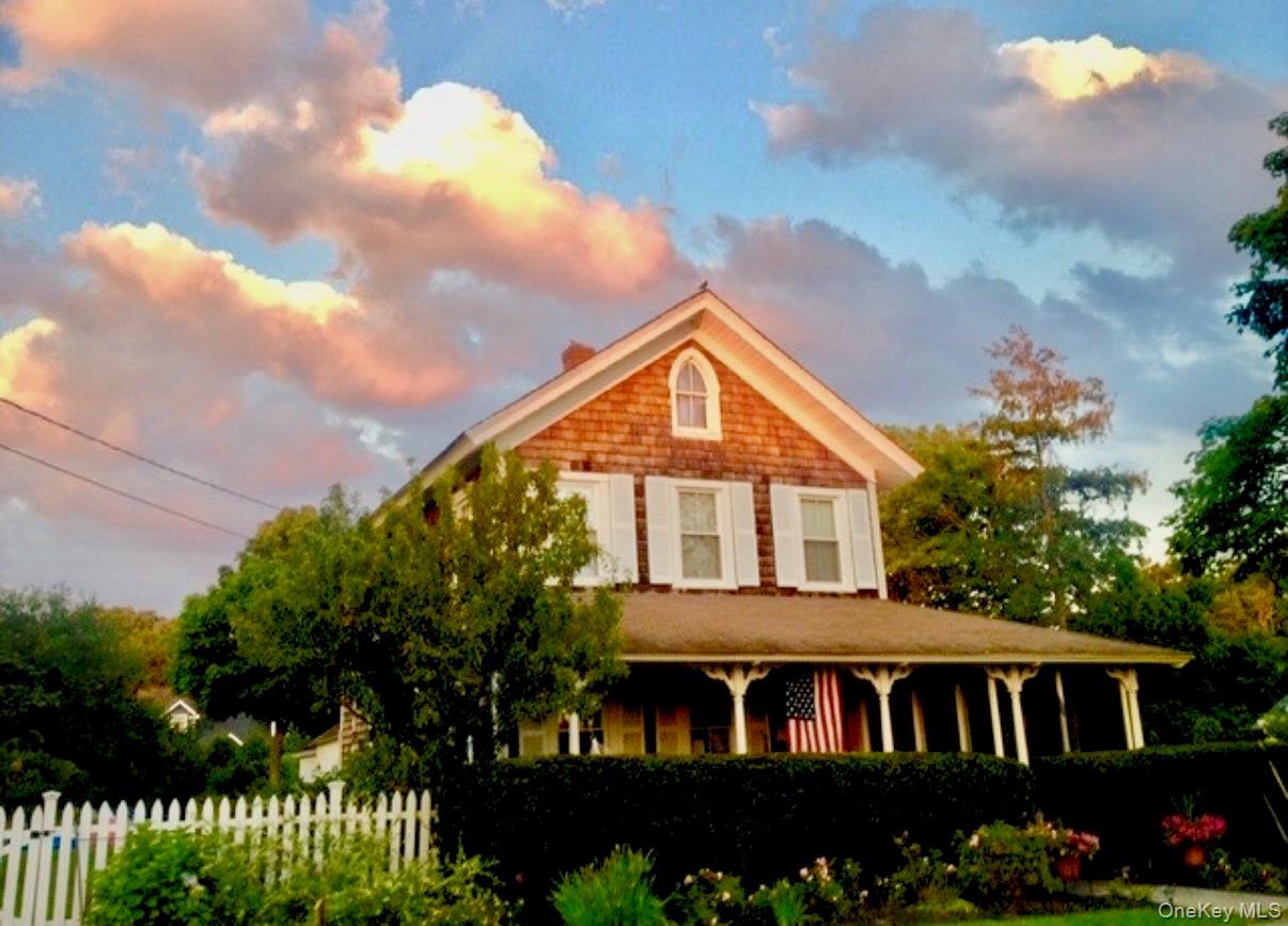 179 G Springville Road, Hampton Bays, NY 11946