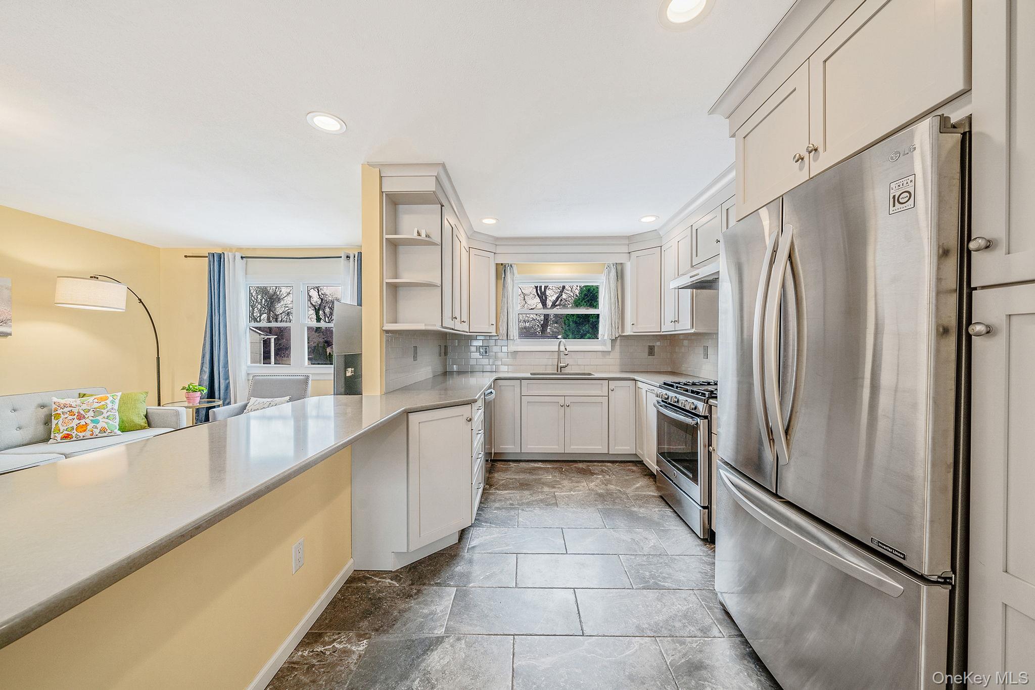 1663 Claas Avenue, Holbrook, NY 11741