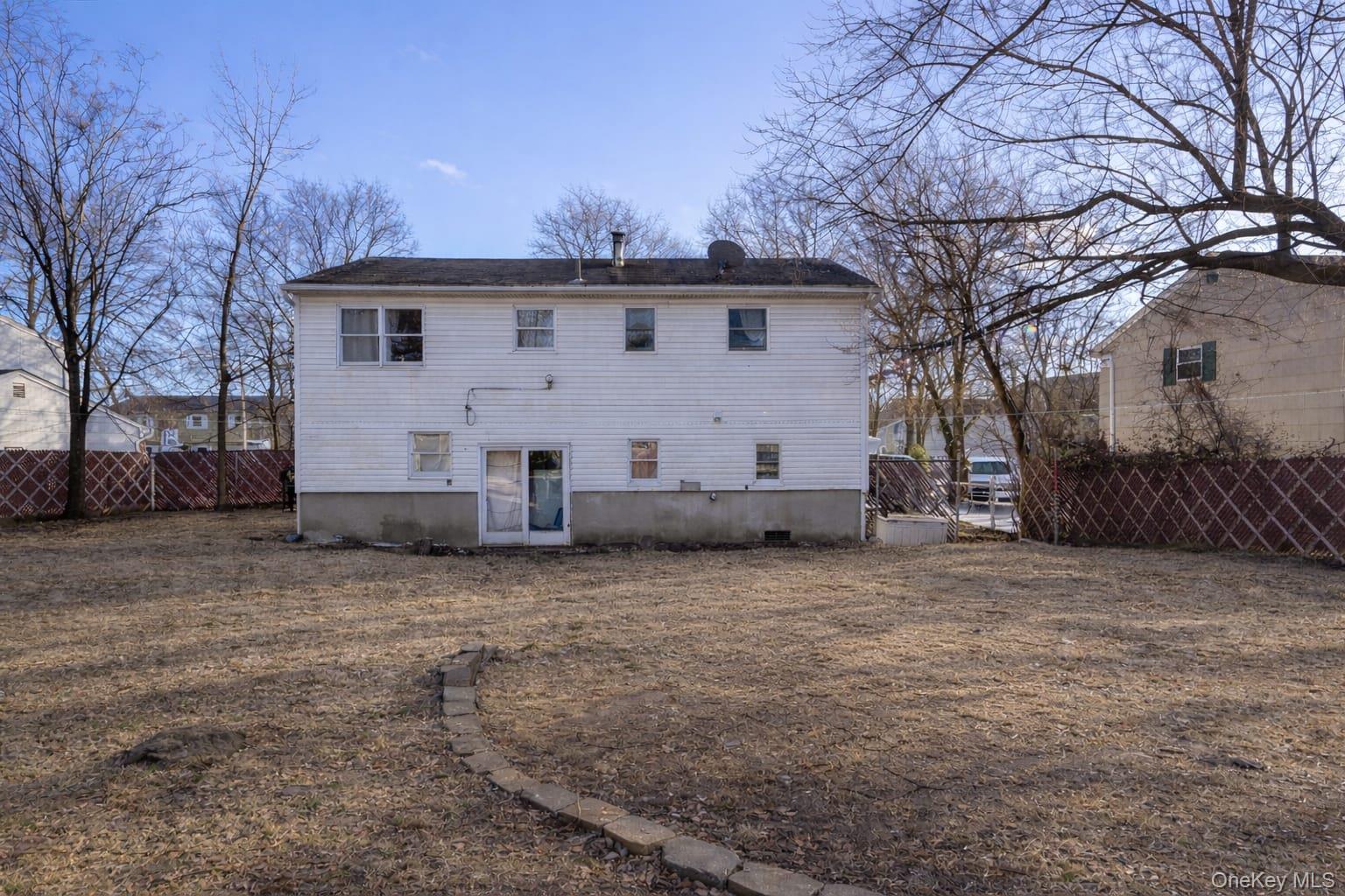 10 Valley Drive, Nanuet, NY 10954