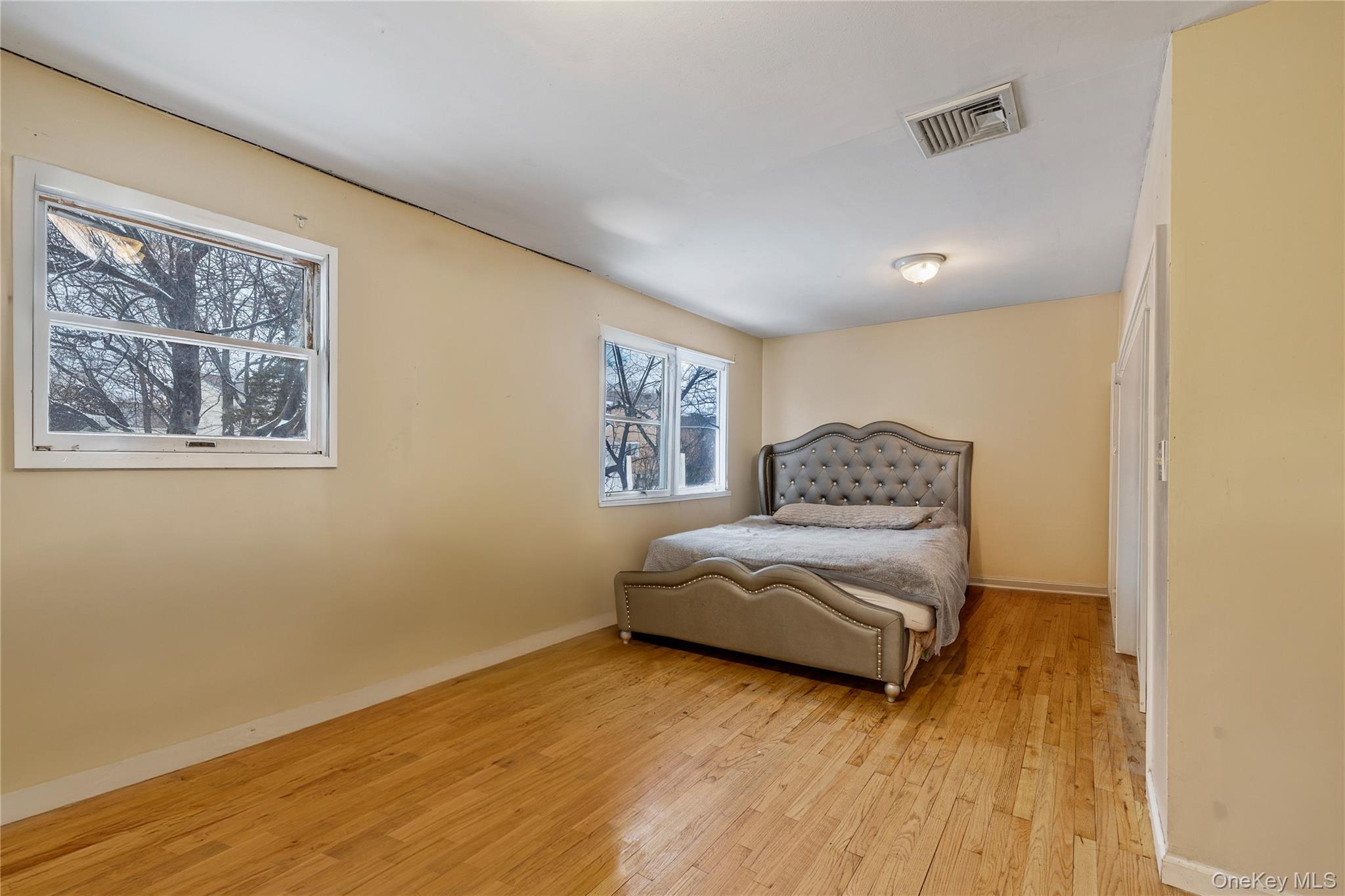 10 Valley Drive, Nanuet, NY 10954