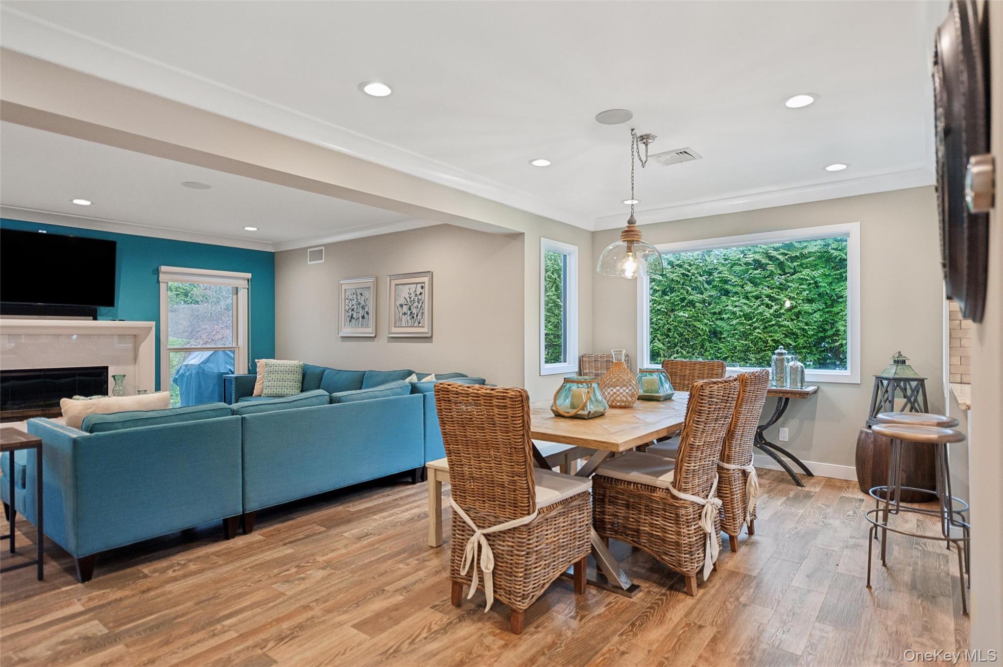 50 Hubbard Lane # 117, Southampton, NY 11968