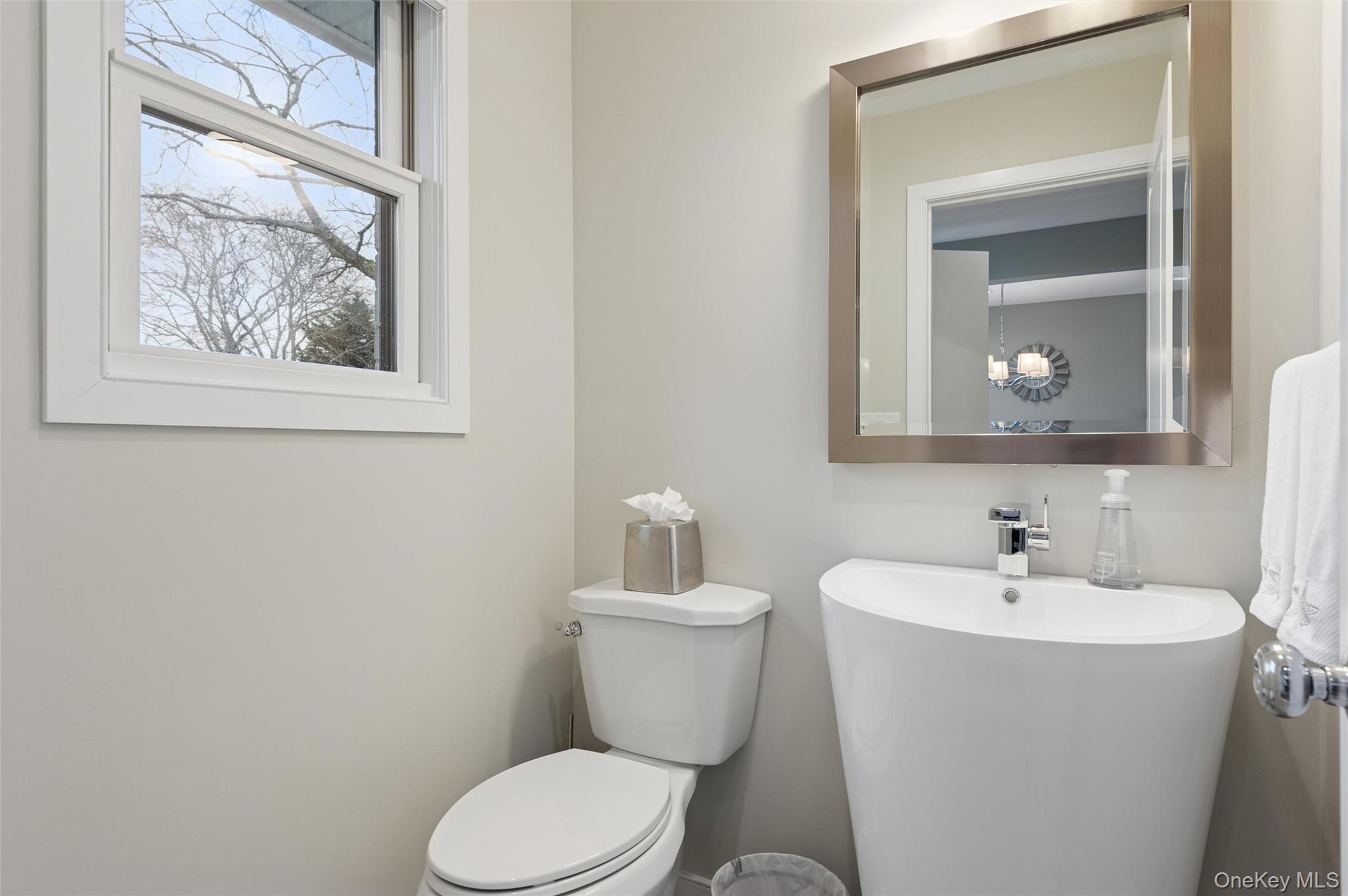 50 Hubbard Lane # 117, Southampton, NY 11968