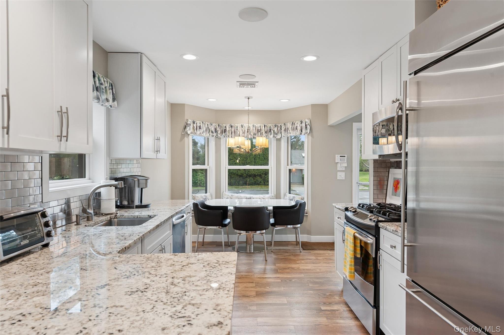 50 Hubbard Lane # 117, Southampton, NY 11968