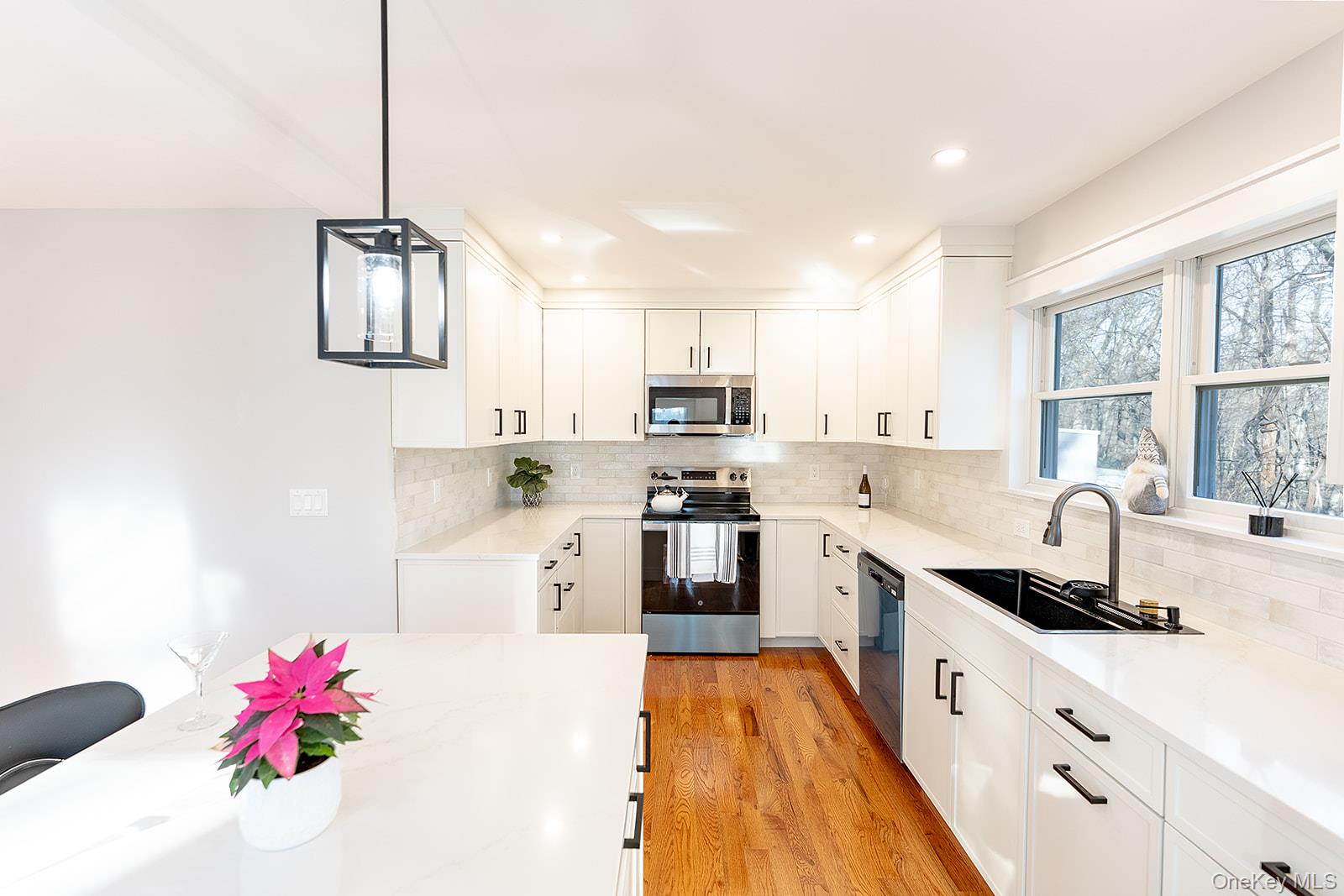 8 Overlook Court, Cortlandt Manor, NY 10567