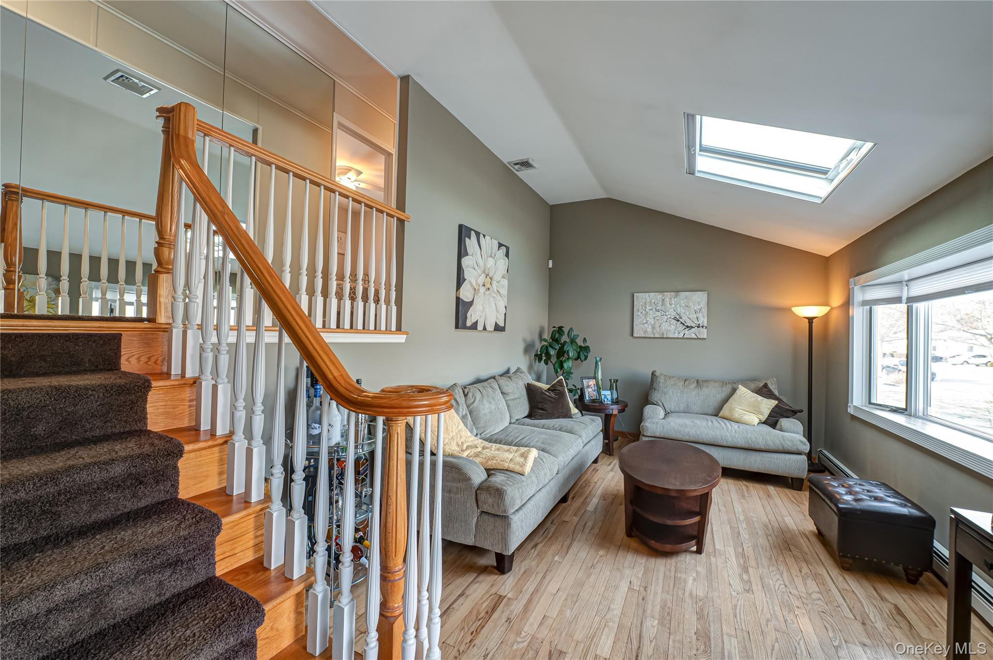 12 Ida Lane, North Babylon, NY 11703